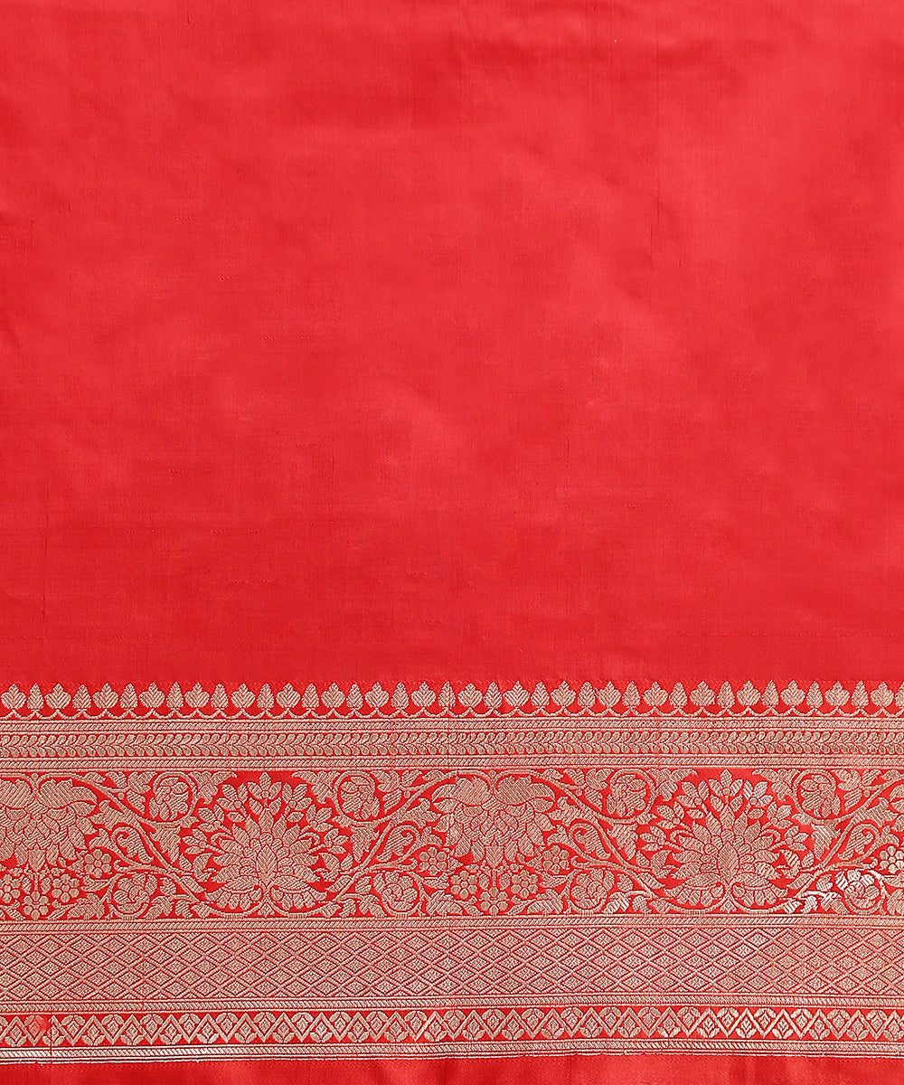 Handloom_Lime_Green_Double_Shade_Tussar_Silk_Banarasi_Saree_With_Red_Border_WeaverStory_05