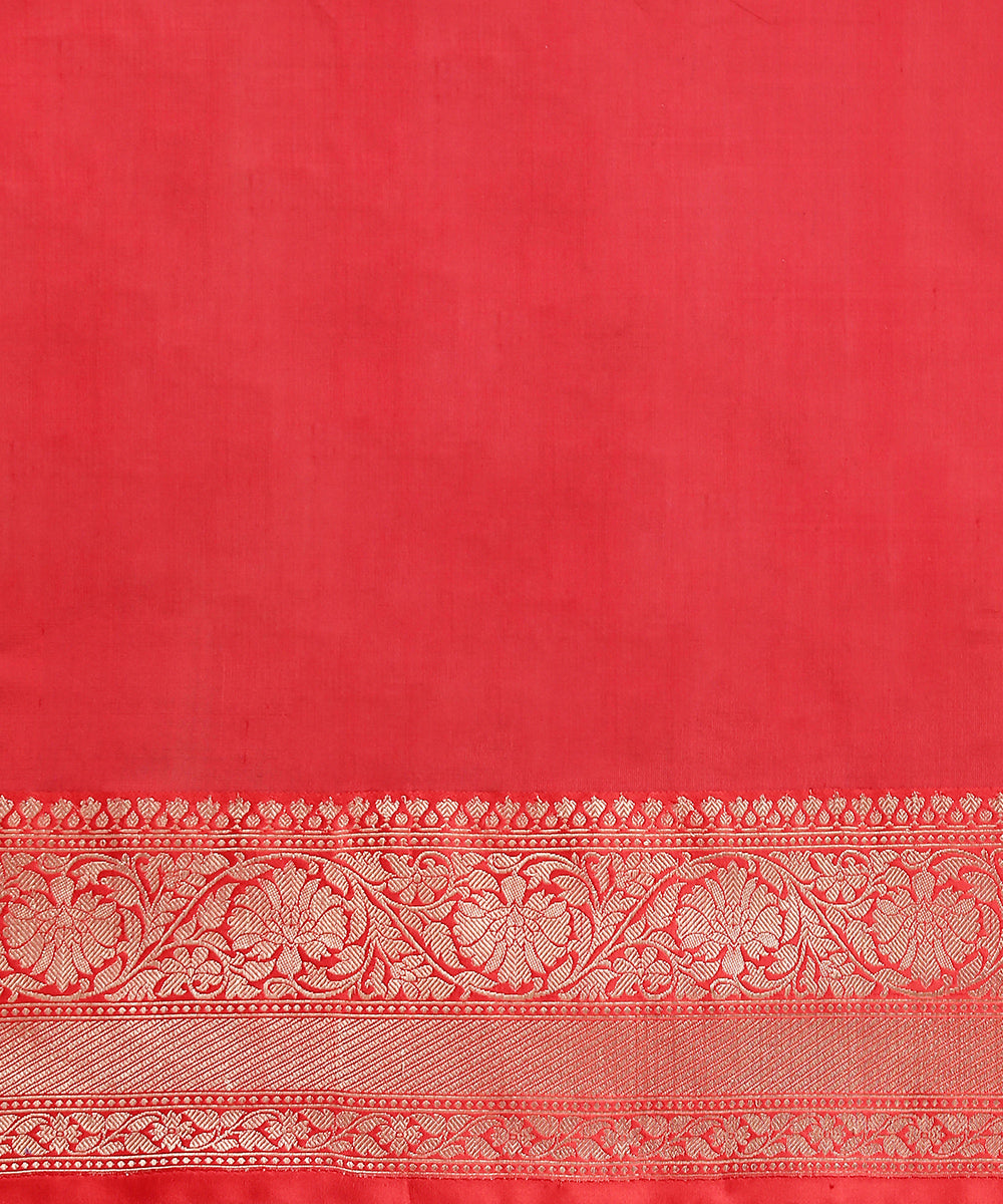 Dark_Green_Handloom_Tussar_Silk_Banarasi_Saree_With_Meenakari_And_Red_Border_WeaverStory_05