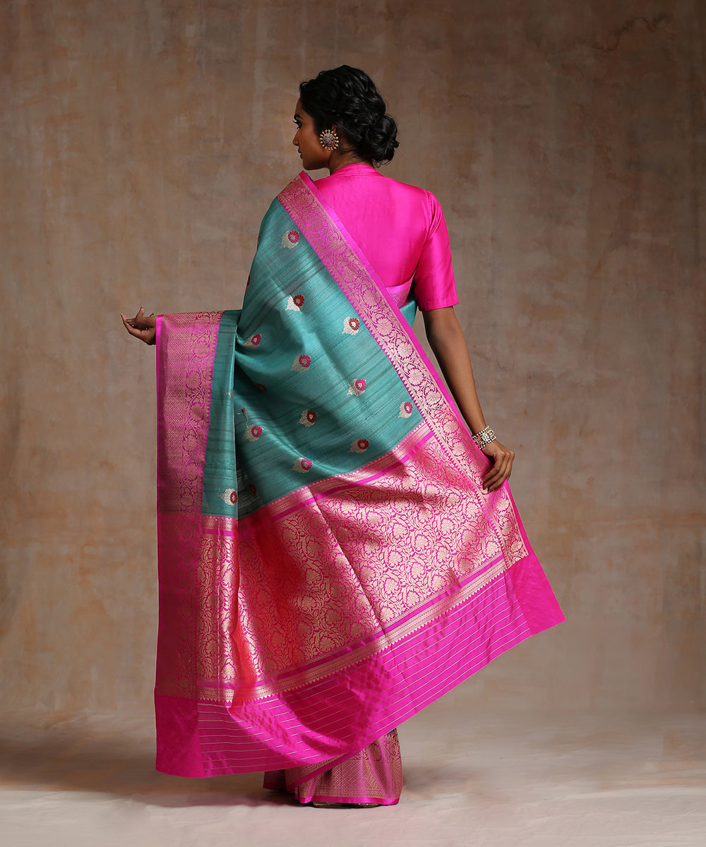 Handloom_Blue_Grey_Double_Shade_Tussar_Silk_Banarasi_Saree_With_Hot_Pink_Border_WeaverStory_03