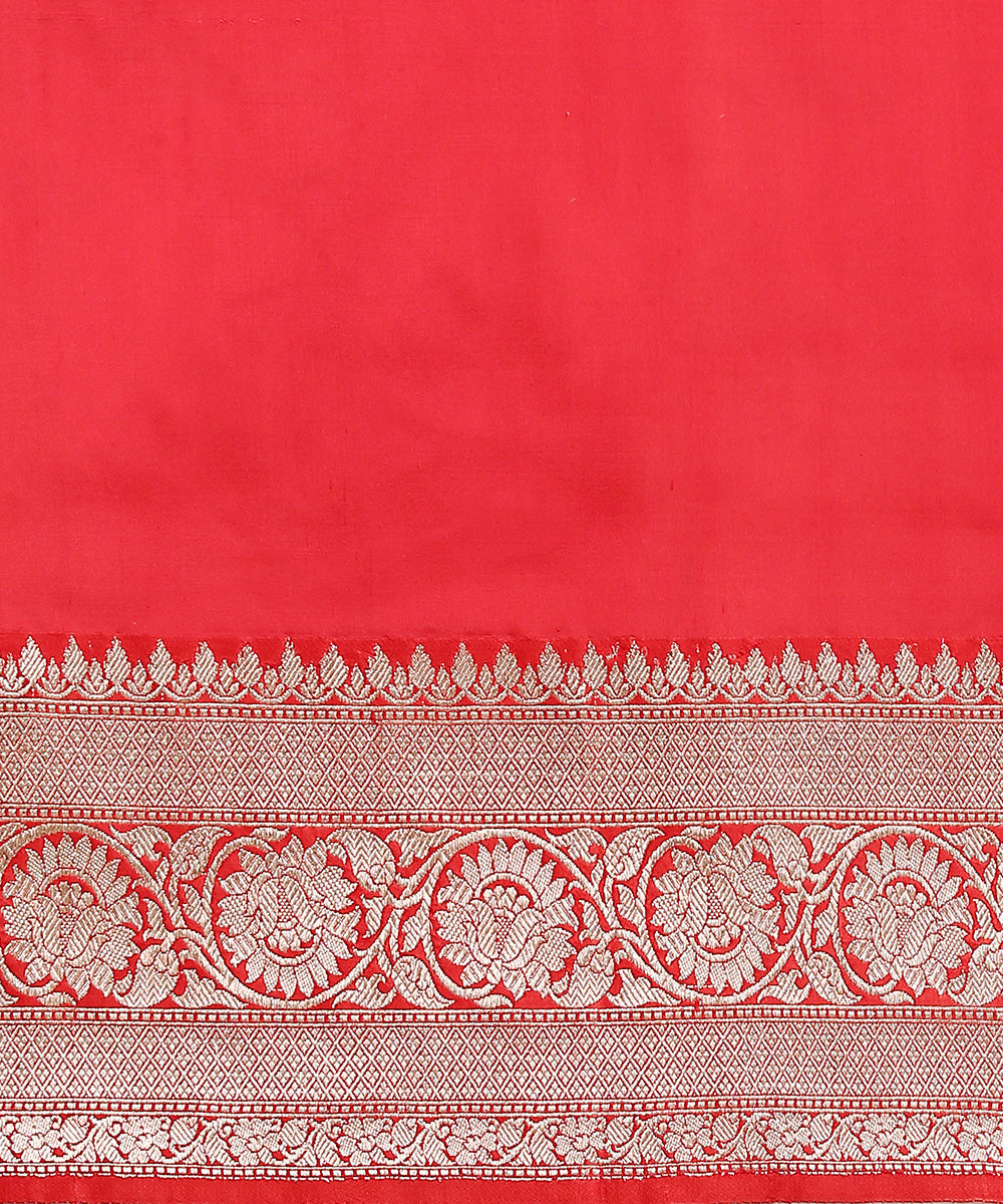 Handloom_Dark_Green_Tussar_Silk_Banarasi_Saree_With_Kadhwa_Booti_WeaverStory_05