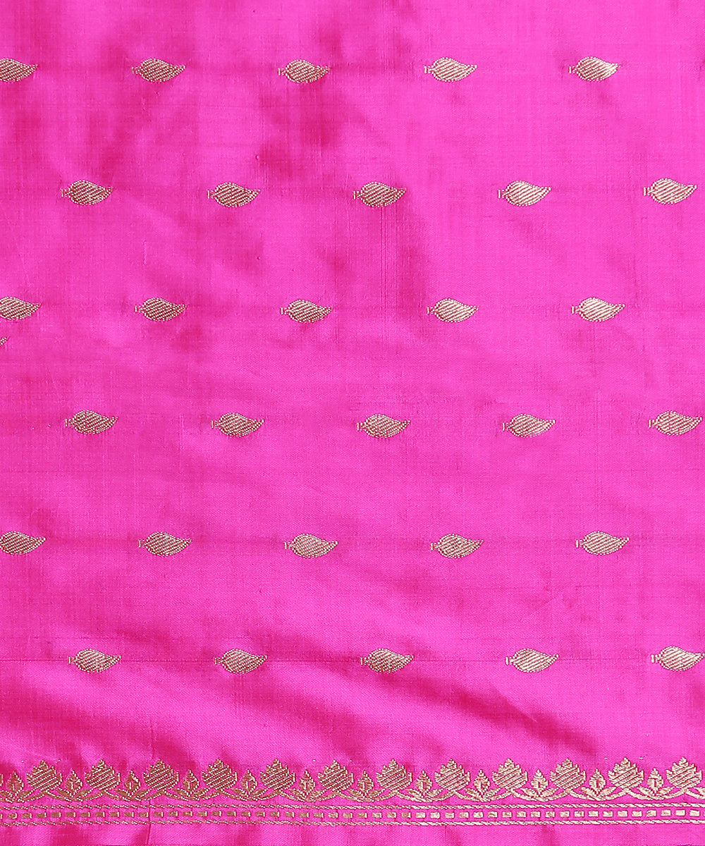 Dark_Green_Handloom_Tussar_Silk_Banarasi_Saree_With_Hot_Pink_Border_WeaverStory_05