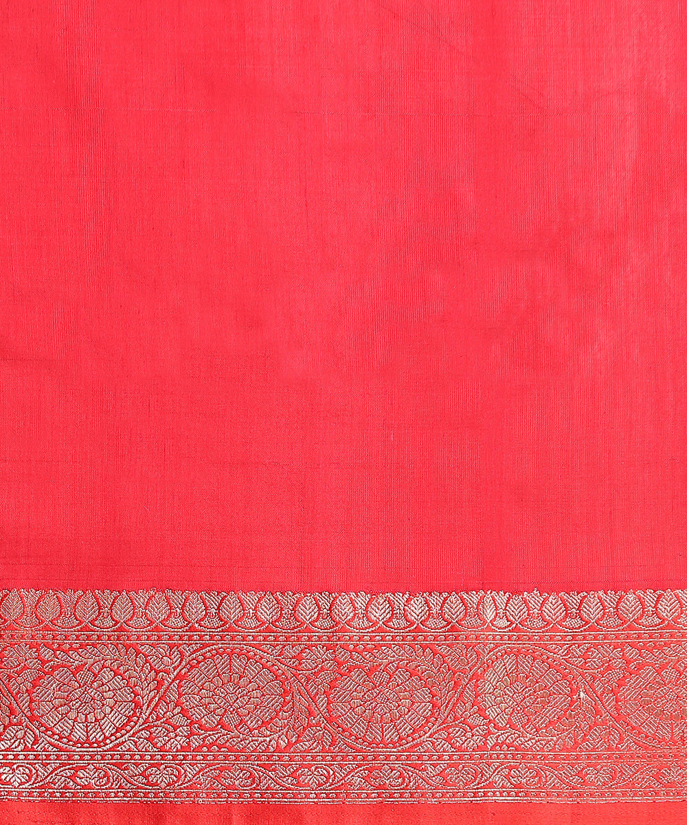 Handloom_Beige_Tussar_Silk_Banarasi_Saree_With_Kadhwa_Big_Booti_WeaverStory_05