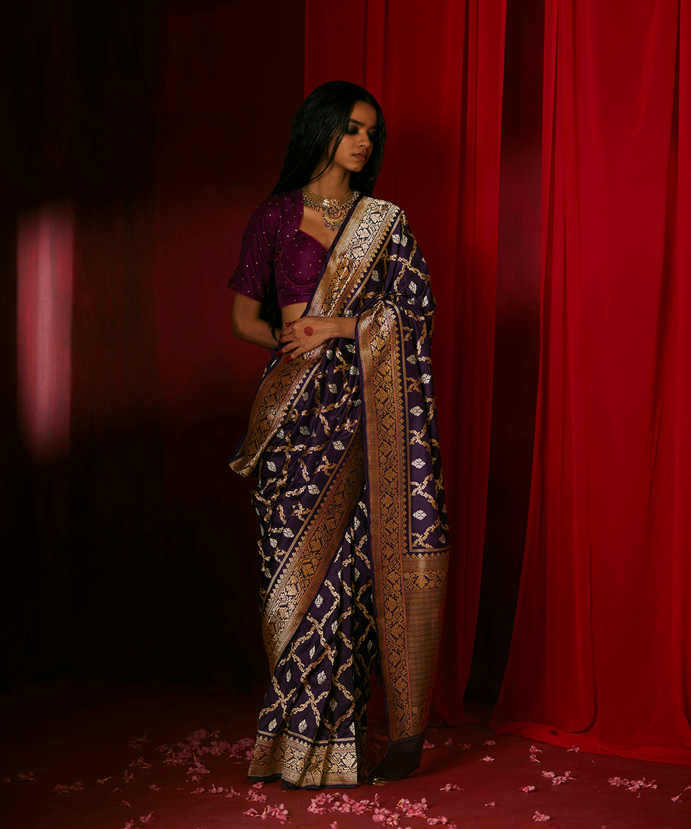 Purple_Handloom_Pure_Katan_Silk_Banarasi_Saree_With_Red_Meenakari_Border_WeaverStory_02