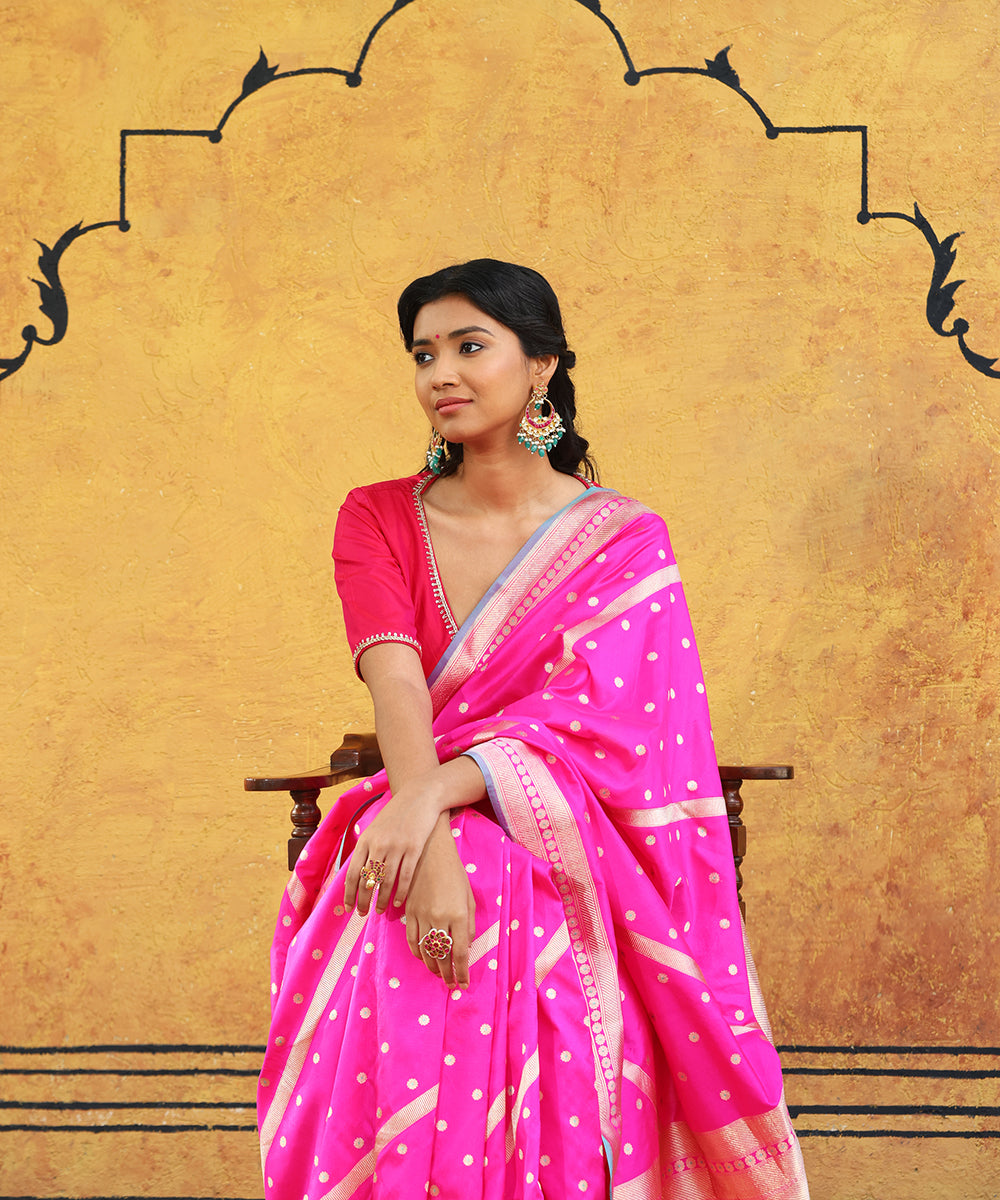 Hot_Pink_Handloom_Pure_Katan_Silk_Banarasi_Saree_With_Booti_With_Meena_Cutwork_Border_WeaverStory_01