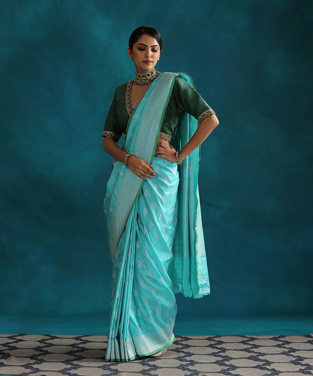 Handloom_Sky_Blue_Pure_Katan_Silk_Banarasi_Saree_With_Cutwork_Booti_WeaverStory_02