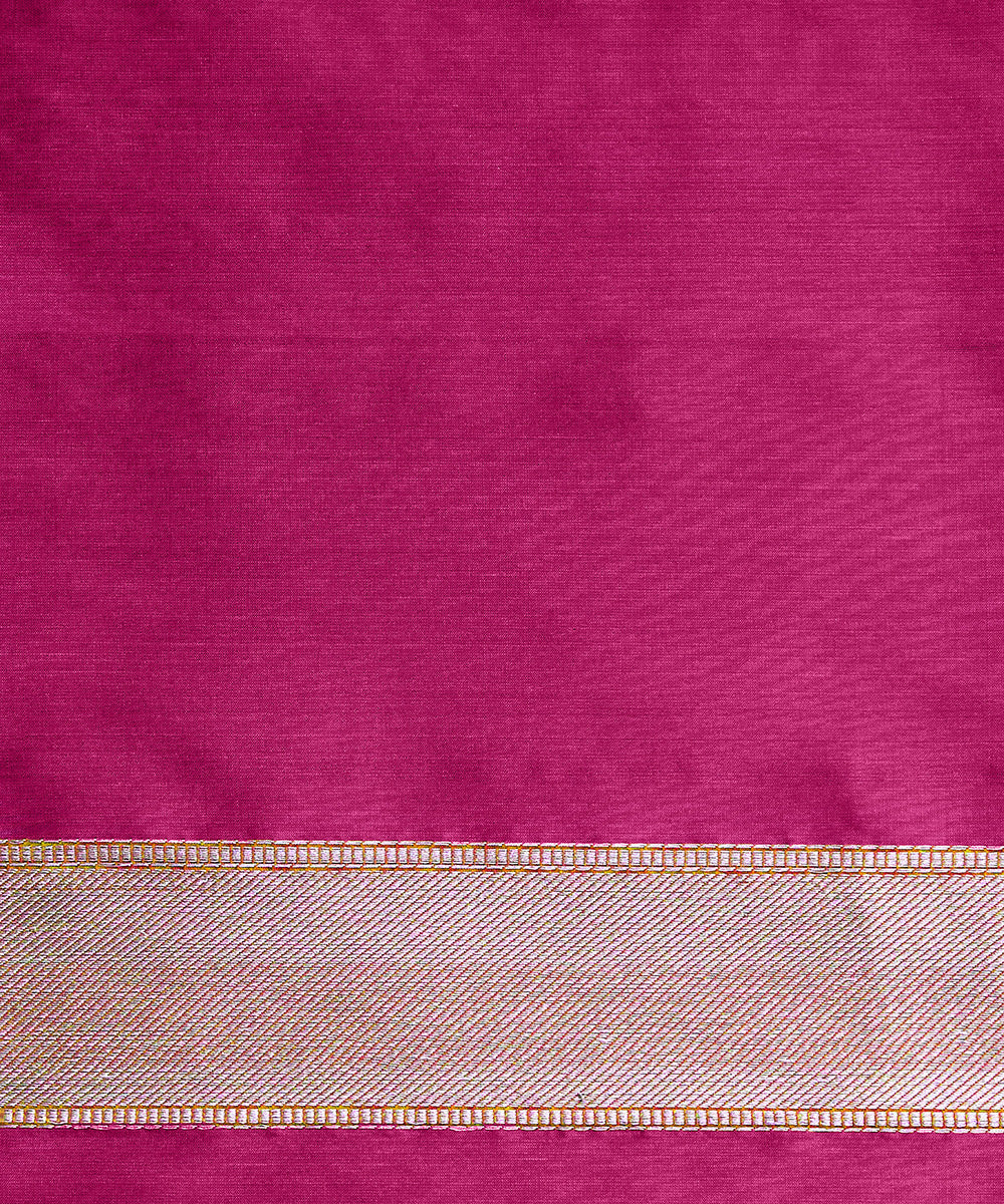Handloom_Magenta_Pure_Chanderi_Silk_Saree_With_Nakshi_Border_And_Anardana_Booti_WeaverStory_05