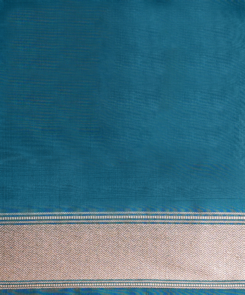 Teal_Handloom_Pure_Chanderi_Silk_Saree_With_Nakshi_Border_And_Anardana_Booti_WeaverStory_05