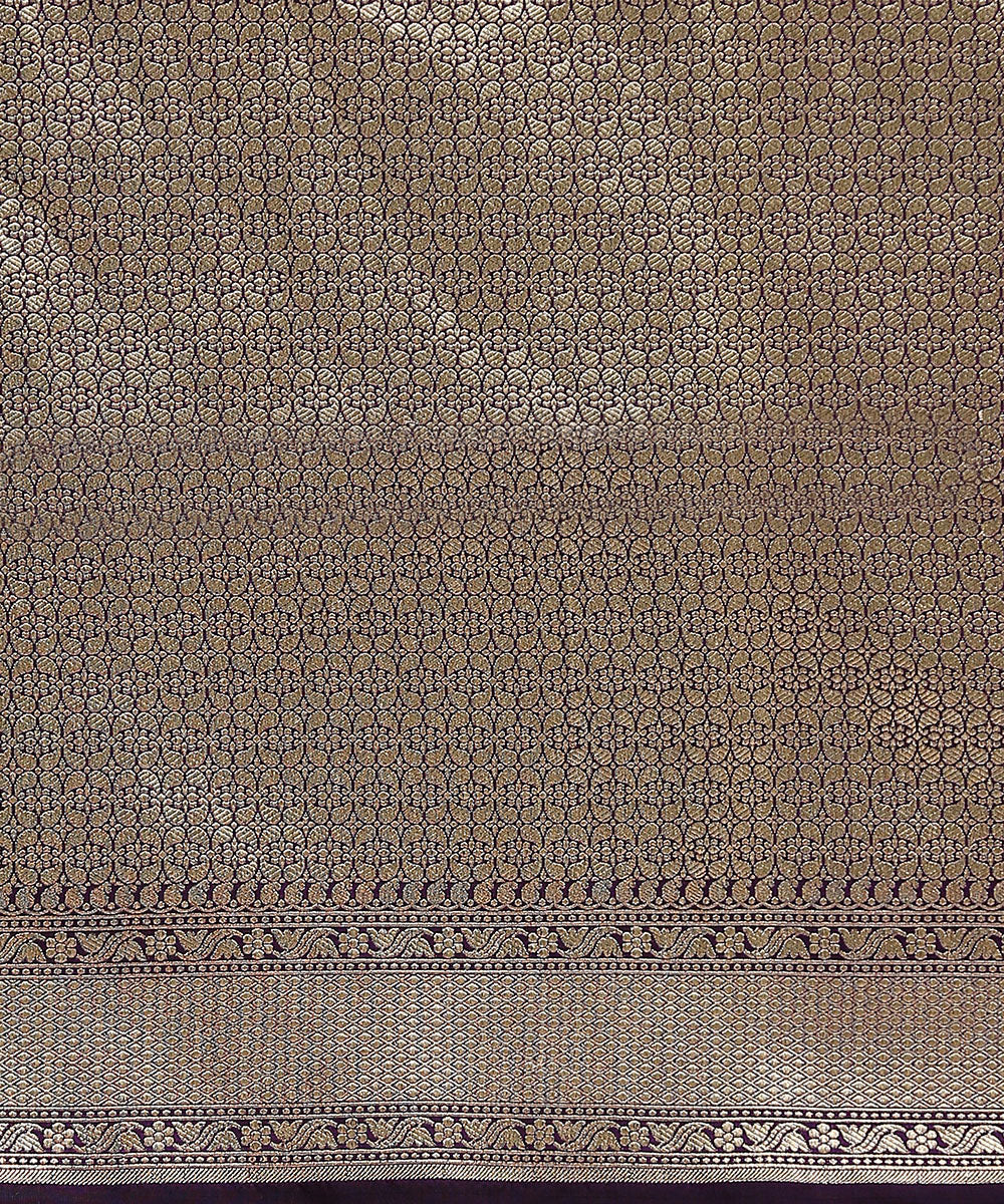 Purple_Handloom_Pure_Katan_Silk_Banarasi_Saree_With_Sona_Rupa_Jaal_WeaverStory_05