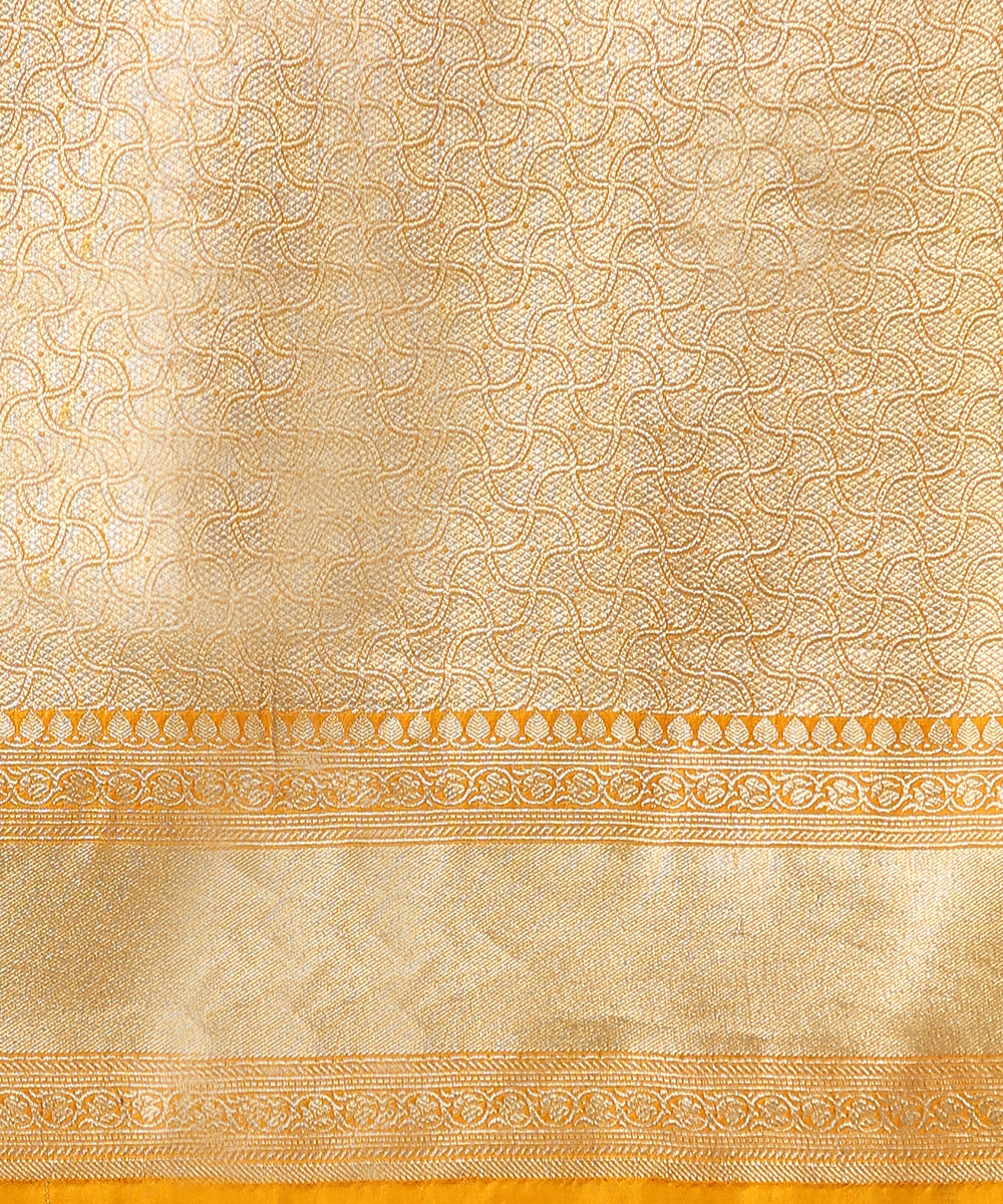 Handloom_Mustard_Pure_Katan_Silk_Banarasi_Saree_With_Sona_Rupa_Jaal_WeaverStory_05