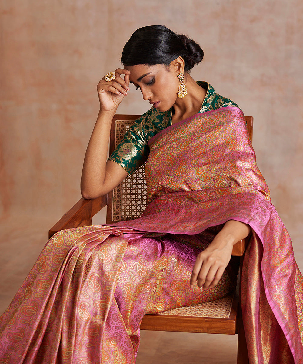 Dust_Pink_Handloom_Pure_Katan_Silk_Brocade_Banarasi_Saree_With_Paisley_Motifs_WeaverStory_01
