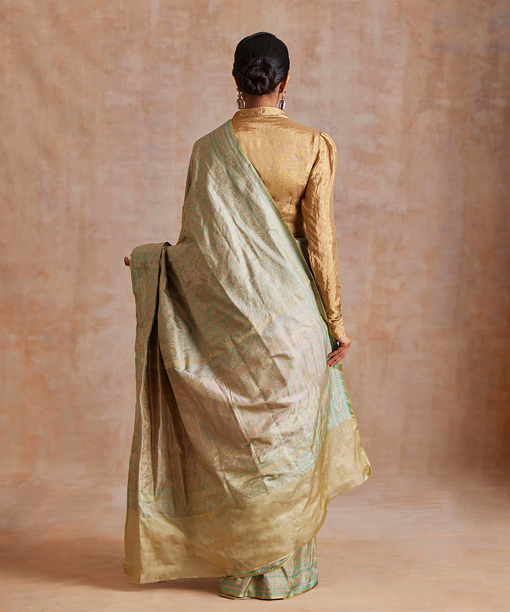 Handloom_Sage_Green_Pure_Katan_Silk_Reshmi_Tanchoi_Banarasi_Saree_WeaverStory_03