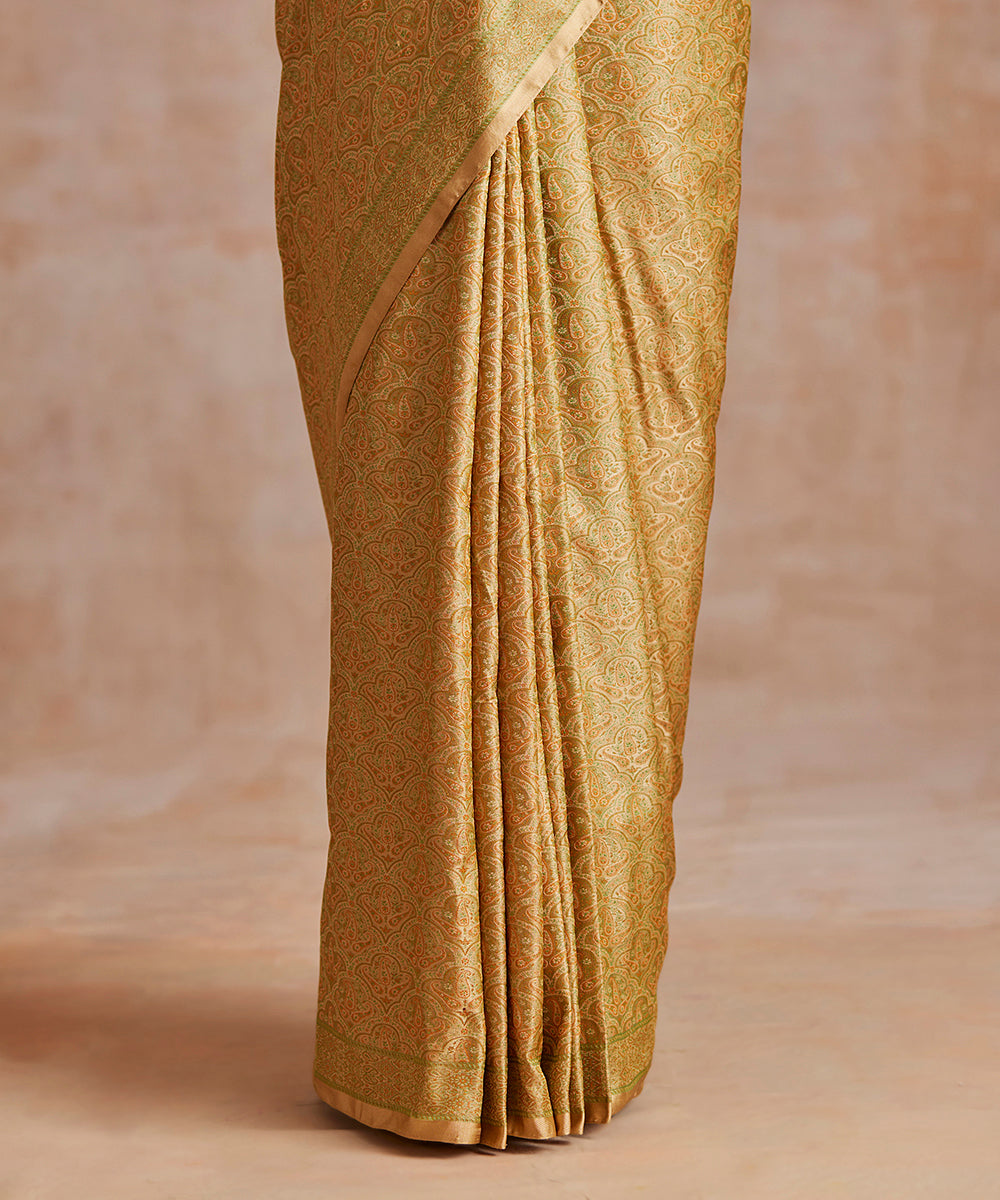Mustard_Handloom_Pure_Katan_Silk_Reshmi_Tanchoi_Banarasi_Saree_WeaverStory_04