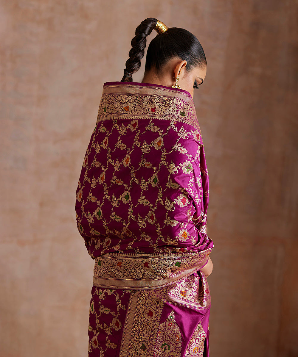 Dark_Purple_Handloom_Pure_Katan_Silk_Banarasi_Saree_With_Gold_And_Silver_Border_WeaverStory_01