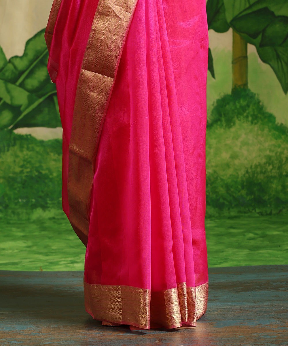 Handloom_Hot_Pink_Plain_Pure_Silk_Chanderi_Saree_With_Zari_Border_WeaverStory_04