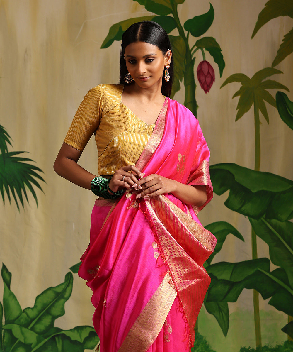 Hot_Pink_Handloom_Pure_Chanderi_Silk_Saree_With_Gold_Zari_Booti_WeaverStory_01