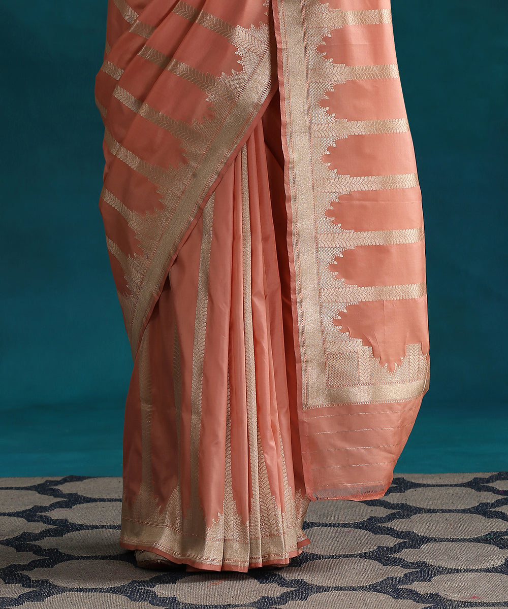 Peach_Handloom_Pure_Katan_Silk_Banarasi_Saree_With_Gold_Zari_Bel_WeaverStory_04