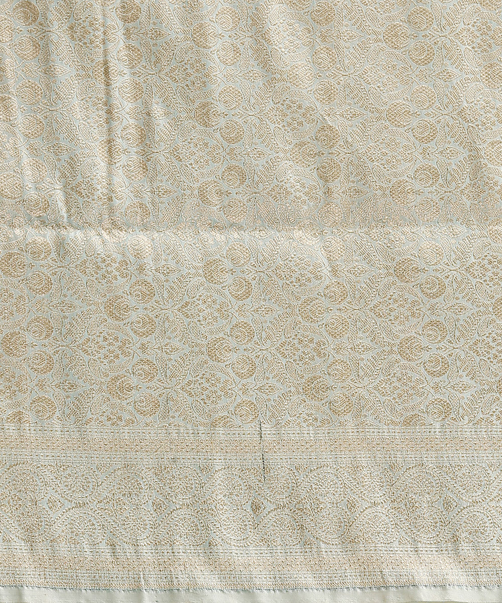 Powder_Blue_Handloom_Pure_Katan_Silk_Banarasi_Saree_With_Gold_And_Silver_Zari_Jaal_WeaverStory_05