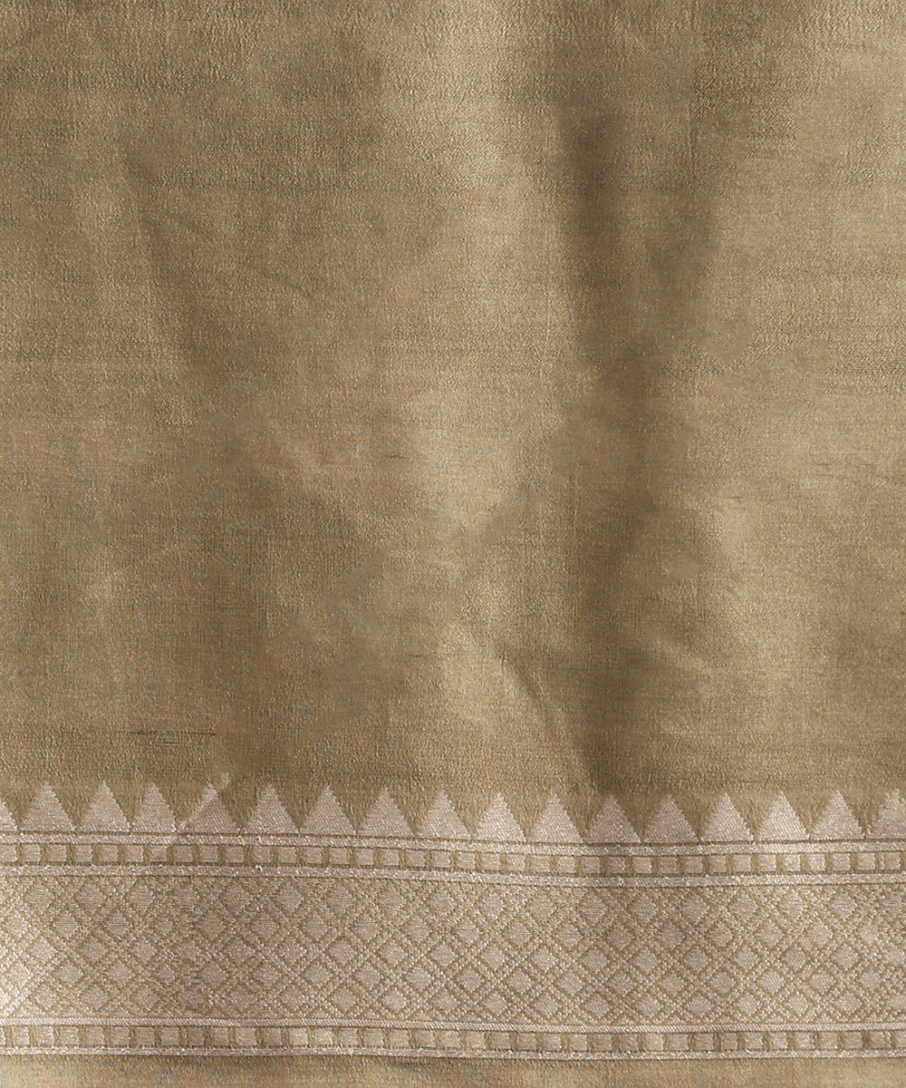Handloom_Lavender_Tussar_Georgette_Banarasi_Saree_With_Silver_Booti_And_Multi_Color_Meenakari_Border_WeaverStory_05