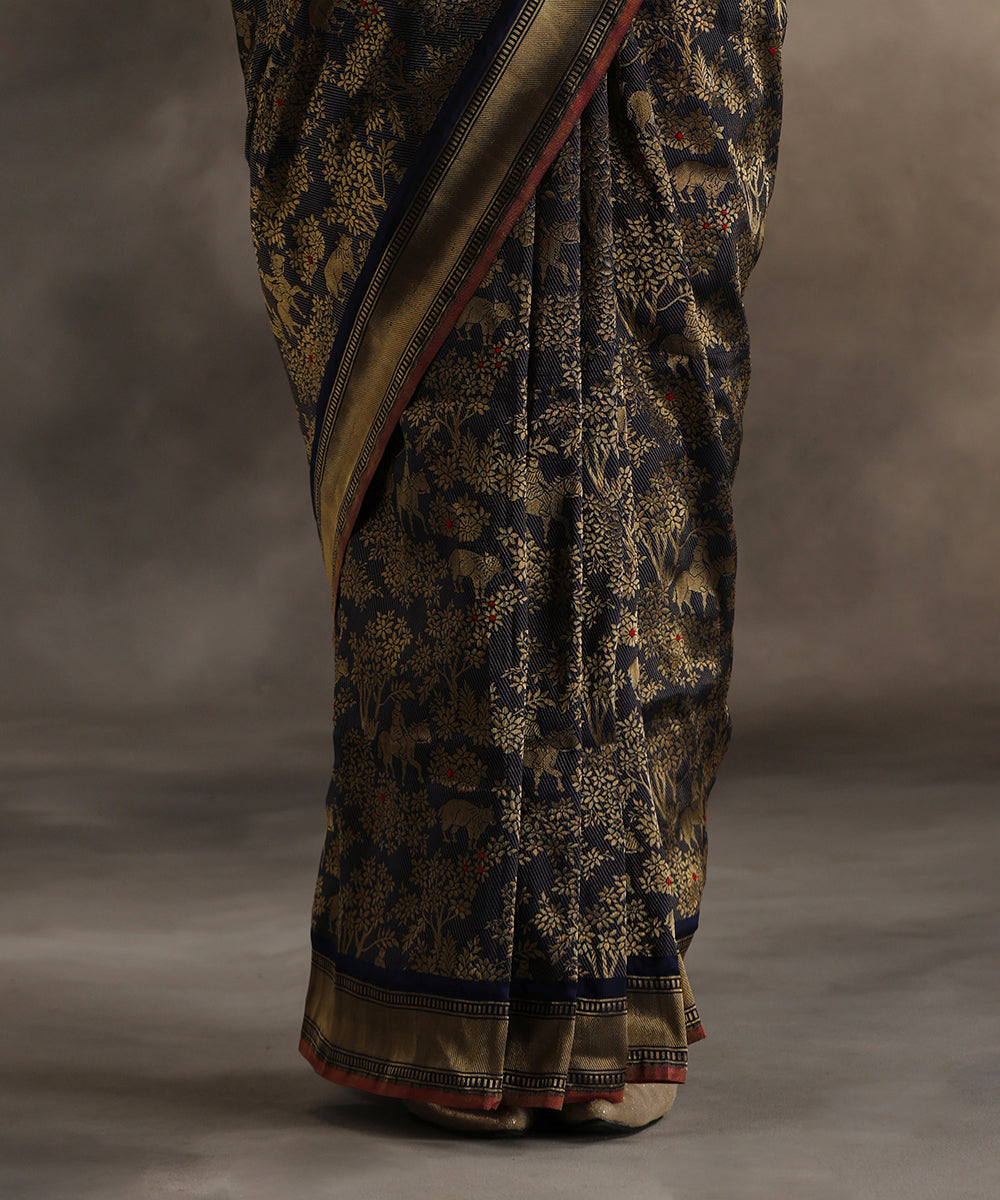 Dark_Blue_Handloom_Pure_Katan_Silk_Shikargah_Banarasi_Saree_With_Meenakari_WeaverStory_04