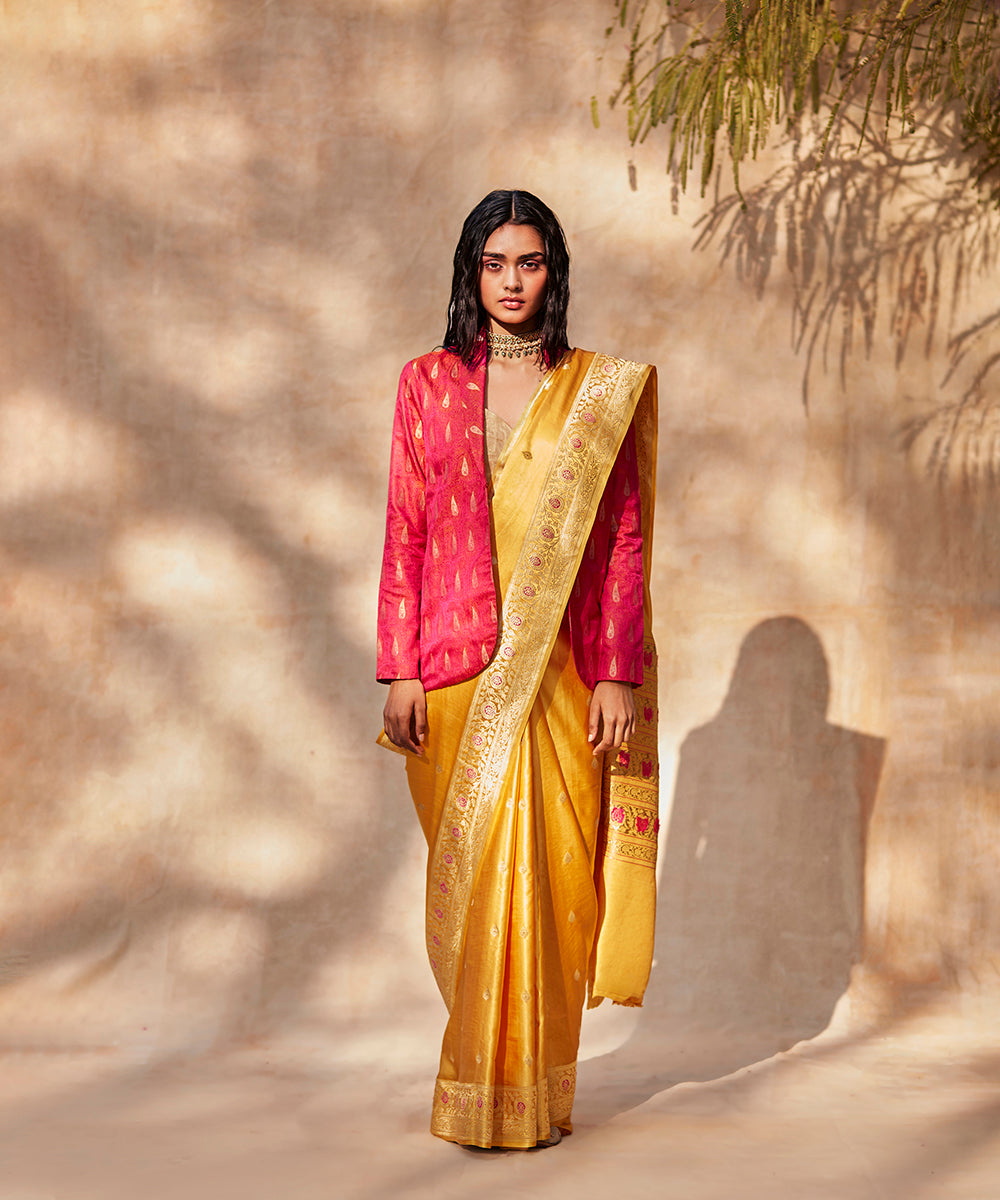 Handloom_Yellow_Gajji_Silk_Banarasi_Saree_With_Small_Booti_And_Meenakari_Border_WeaverStory_02