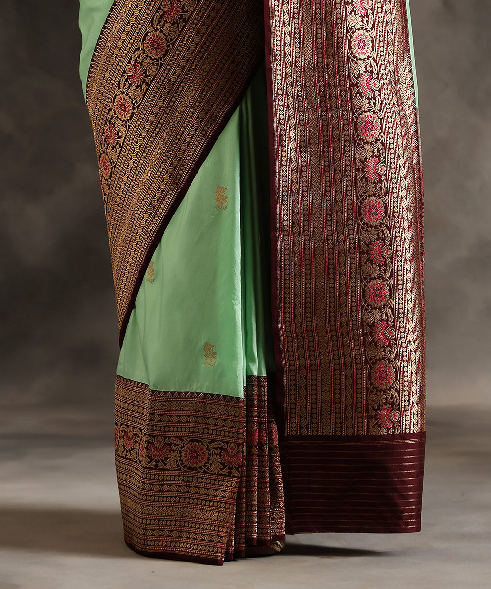 Handloom_Mint_Green_Pure_Katan_Silk_Banarasi_Saree_With_Purple_Meenakari_Border_WeaverStory_04