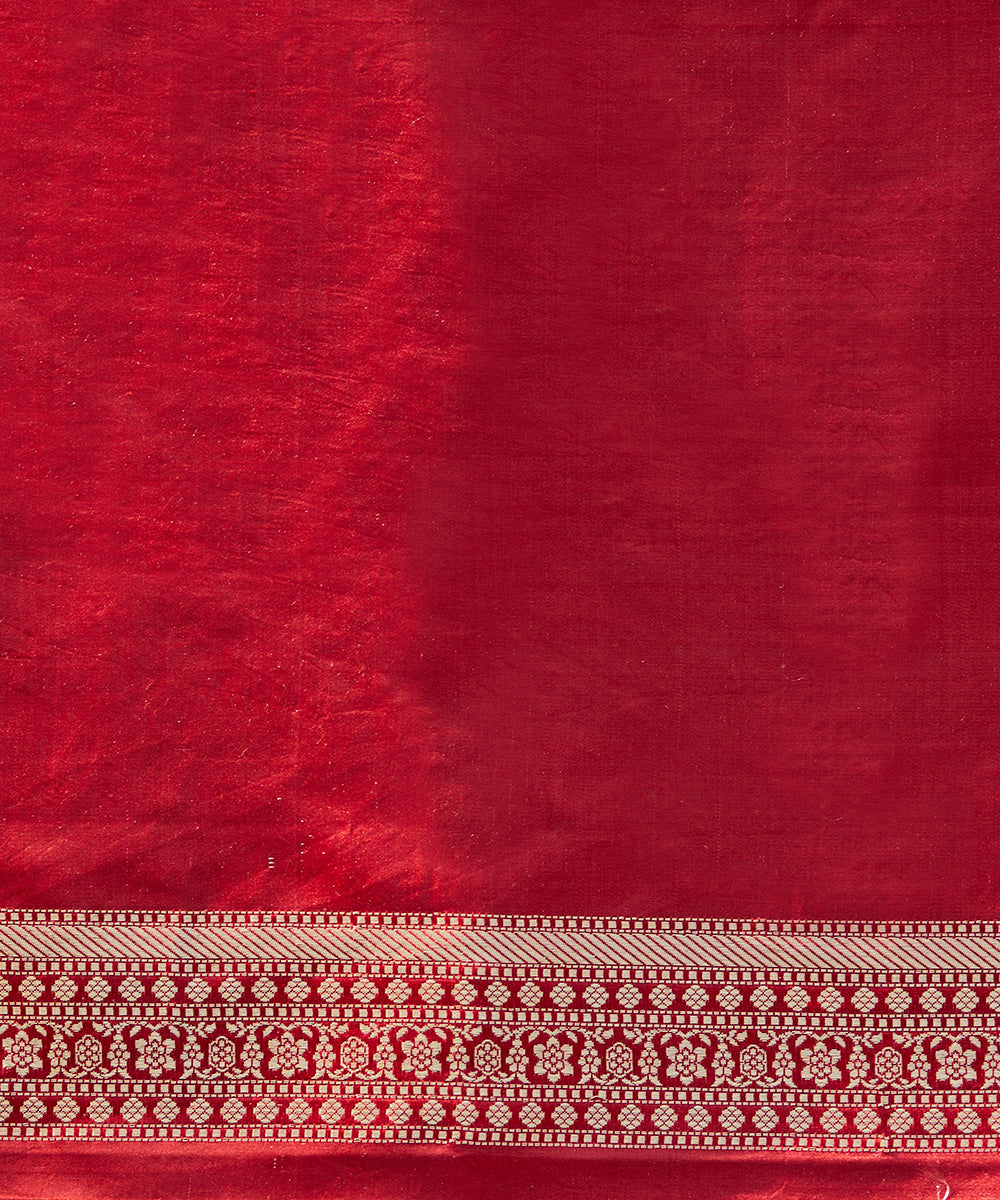 Pink_Handloom_Pure_Katan_Silk_Banarasi_Saree_With_Meenakari_Border_And_Kadhwa_Booti_WeaverStory_05