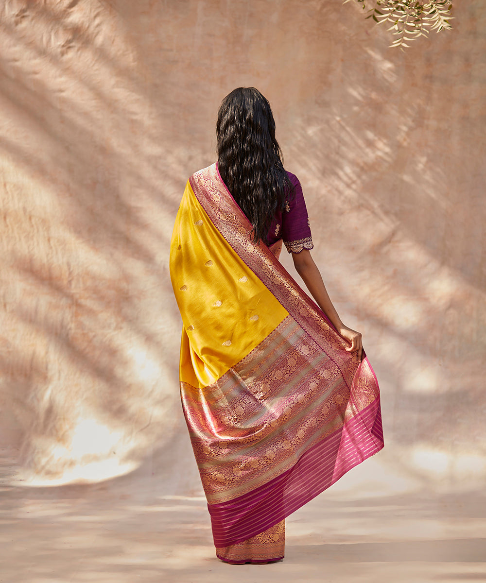 Yellow_Handloom_Pure_Katan_Silk_Banarasi_Saree_With_Kadhwa_Booti_And_Meenakari_Border_WeaverStory_03