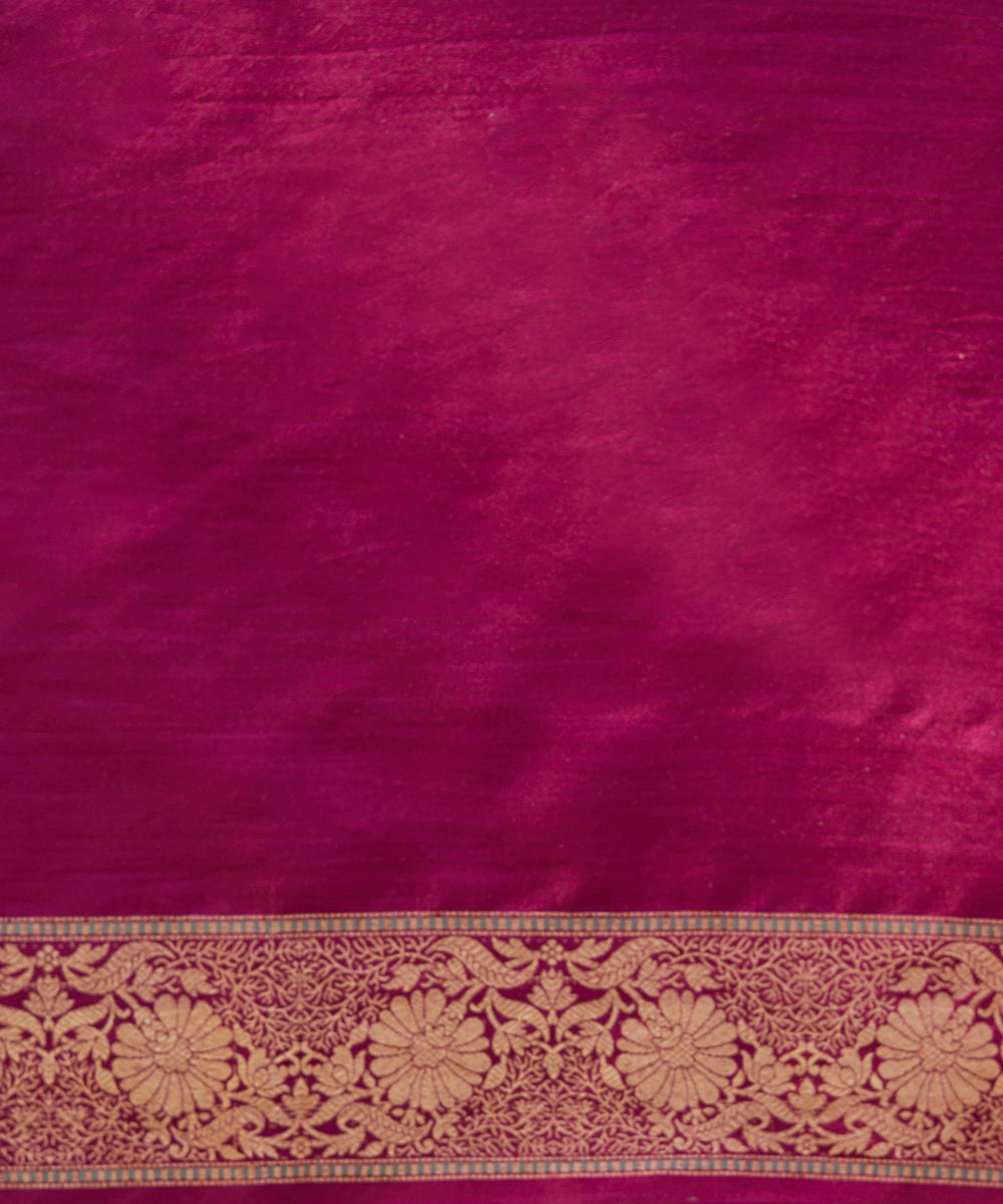 Yellow_Handloom_Pure_Katan_Silk_Banarasi_Saree_With_Kadhwa_Booti_And_Meenakari_Border_WeaverStory_05