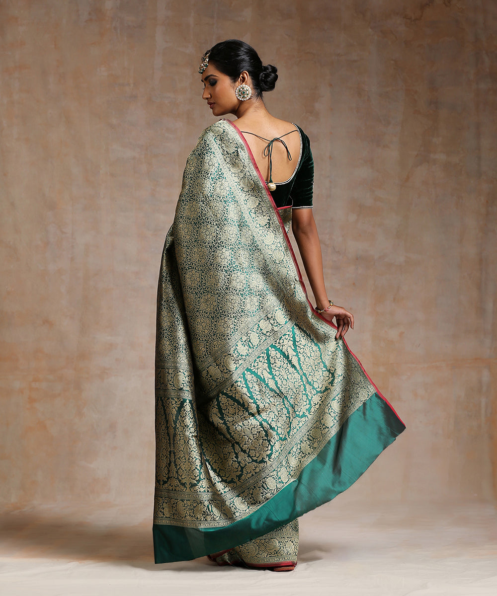 Handloom_Green_Pure_Katan_Silk_Kimkhab_Banarasi_Saree_With_Red_Selvedge_WeaverStory_03
