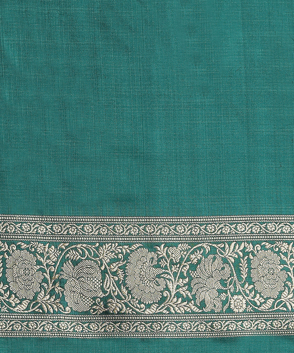 Handloom_Green_Pure_Katan_Silk_Kimkhab_Banarasi_Saree_With_Red_Selvedge_WeaverStory_05