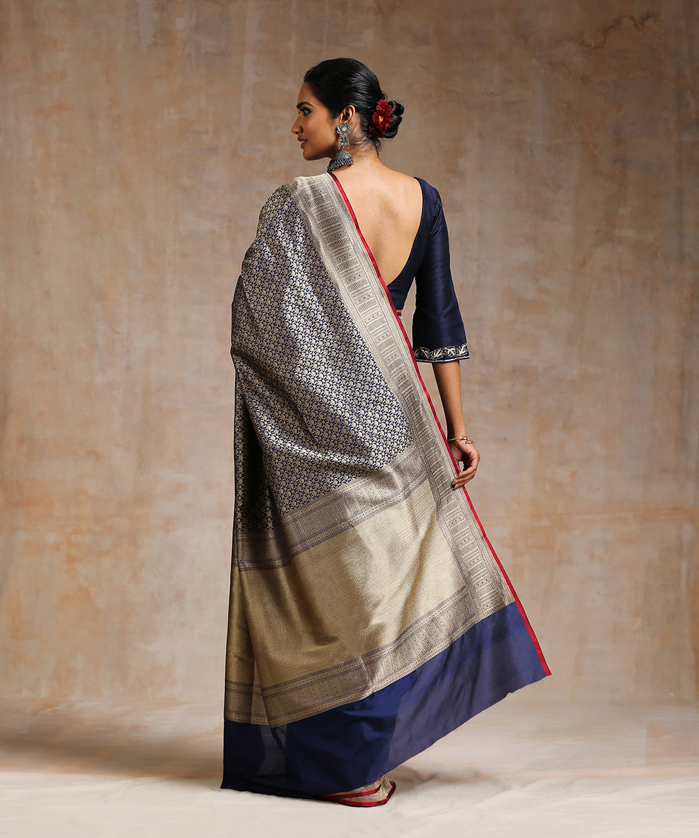 Handloom_Navy_Blue_Pure_Katan_Silk_Kimkhab_Banarasi_Saree_With_Maroon_Selvedge_WeaverStory_03