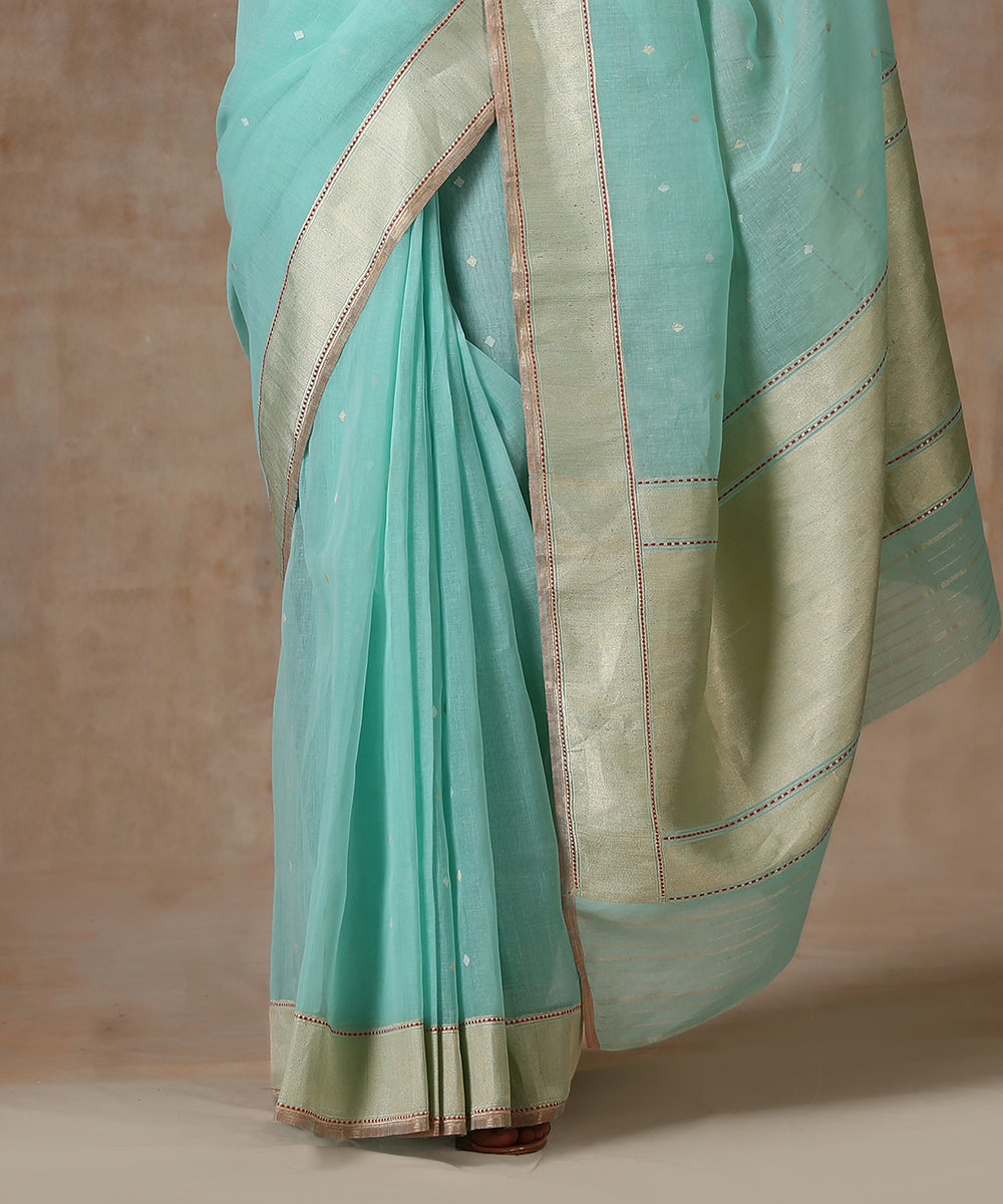Handloom_Pista_Green_Pure_Katan_Silk_Banarasi_Saree_With_Cutwork_Booti_WeaverStory_04