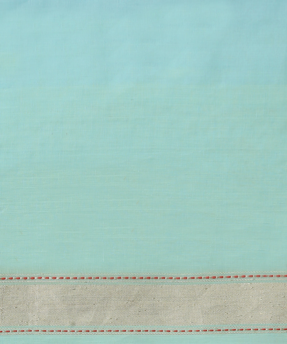 Handloom_Pista_Green_Pure_Katan_Silk_Banarasi_Saree_With_Cutwork_Booti_WeaverStory_05
