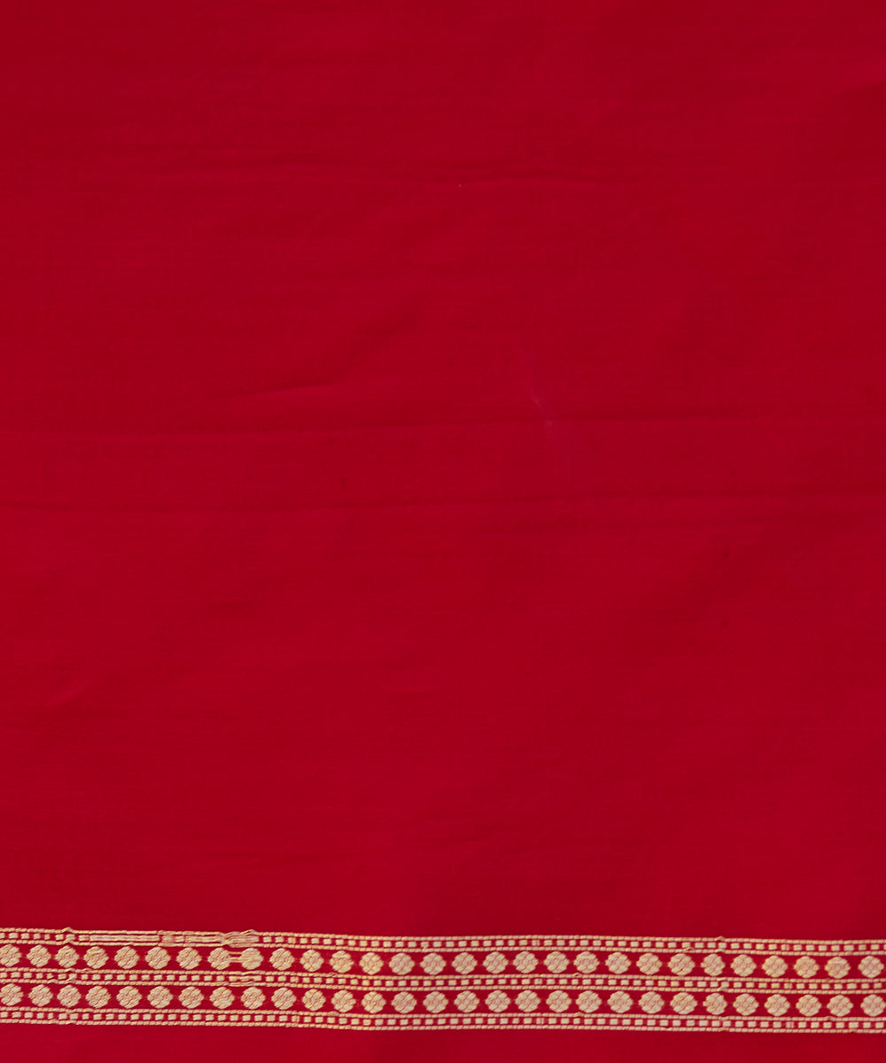 Handloom_Pastel_Green_Kora_Silk_Banarasi_Saree_With_Kadhwa_Booti_With_Maroon_Broad_Border_WeaverStory_05