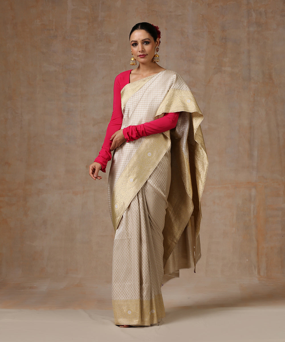 Pink_Handloom_Pure_Katan_Silk_Banarasi_Saree_With_Cutwork_Booti_WeaverStory_02