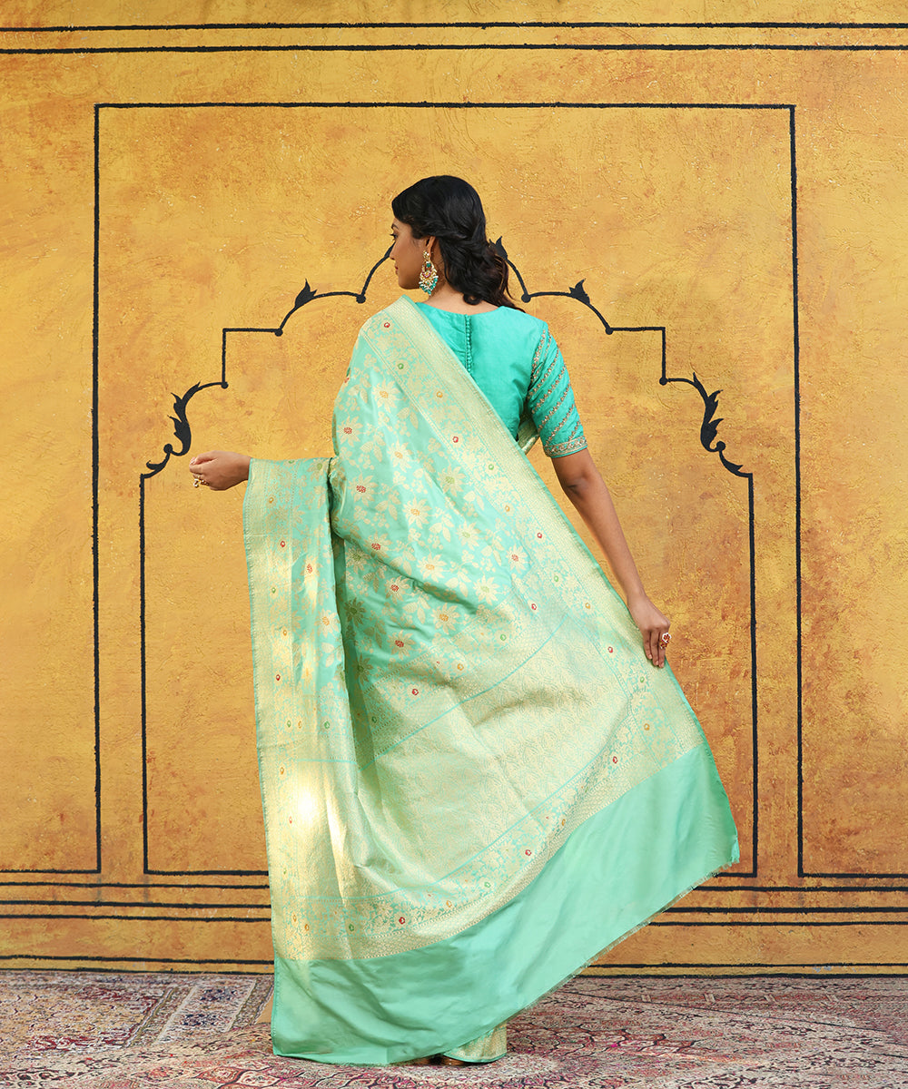 Mint_Green_Handloom_Pure_Katan_Silk_Banarasi_Saree_With_Meenakari_Booti_WeaverStory_03