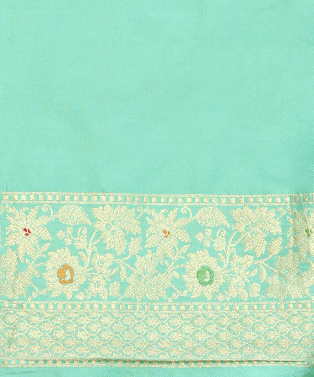 Mint_Green_Handloom_Pure_Katan_Silk_Banarasi_Saree_With_Meenakari_Booti_WeaverStory_05