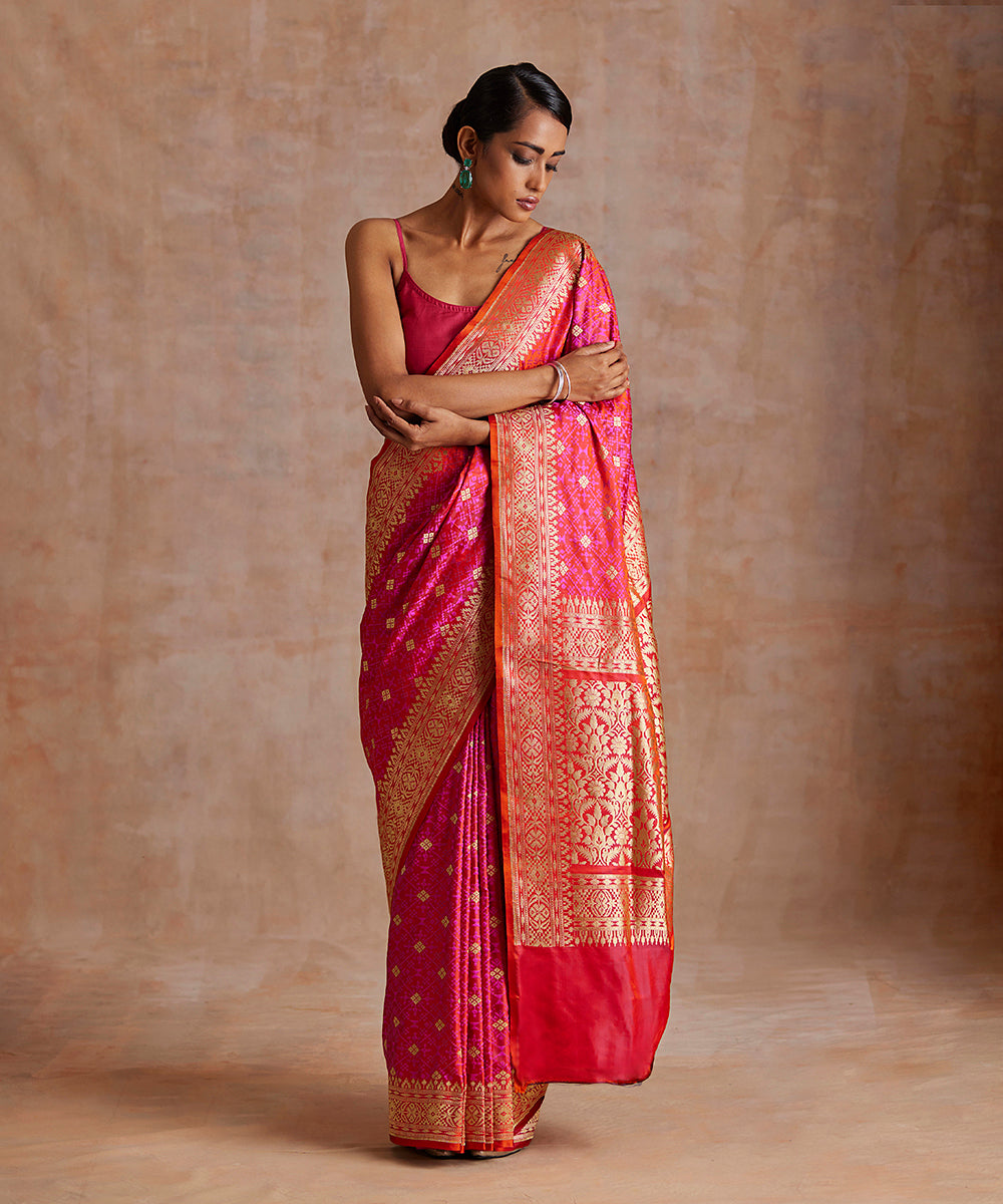 Handloom_Hot_Pink_Double_Shade_Pure_Katan_Silk_Tanchoi_Banarasi_Saree_With_Resham_Zari_WeaverStory_02