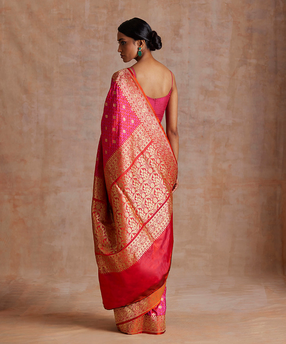 Handloom_Hot_Pink_Double_Shade_Pure_Katan_Silk_Tanchoi_Banarasi_Saree_With_Resham_Zari_WeaverStory_03