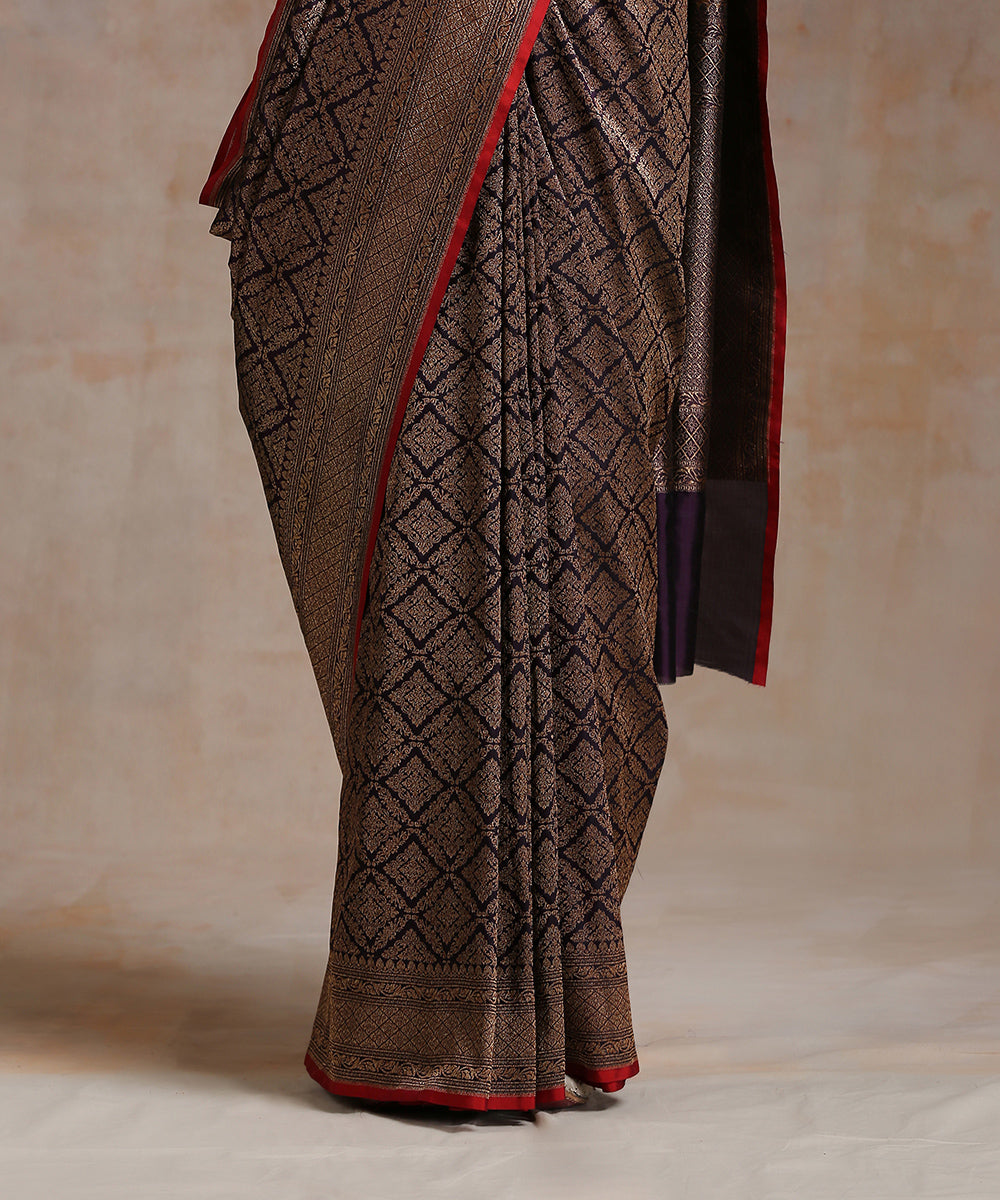 Dark_Purple_Handloom_Pure_Katan_Silk_Banarasi_Saree_With_Antique_Zari_WeaverStory_04