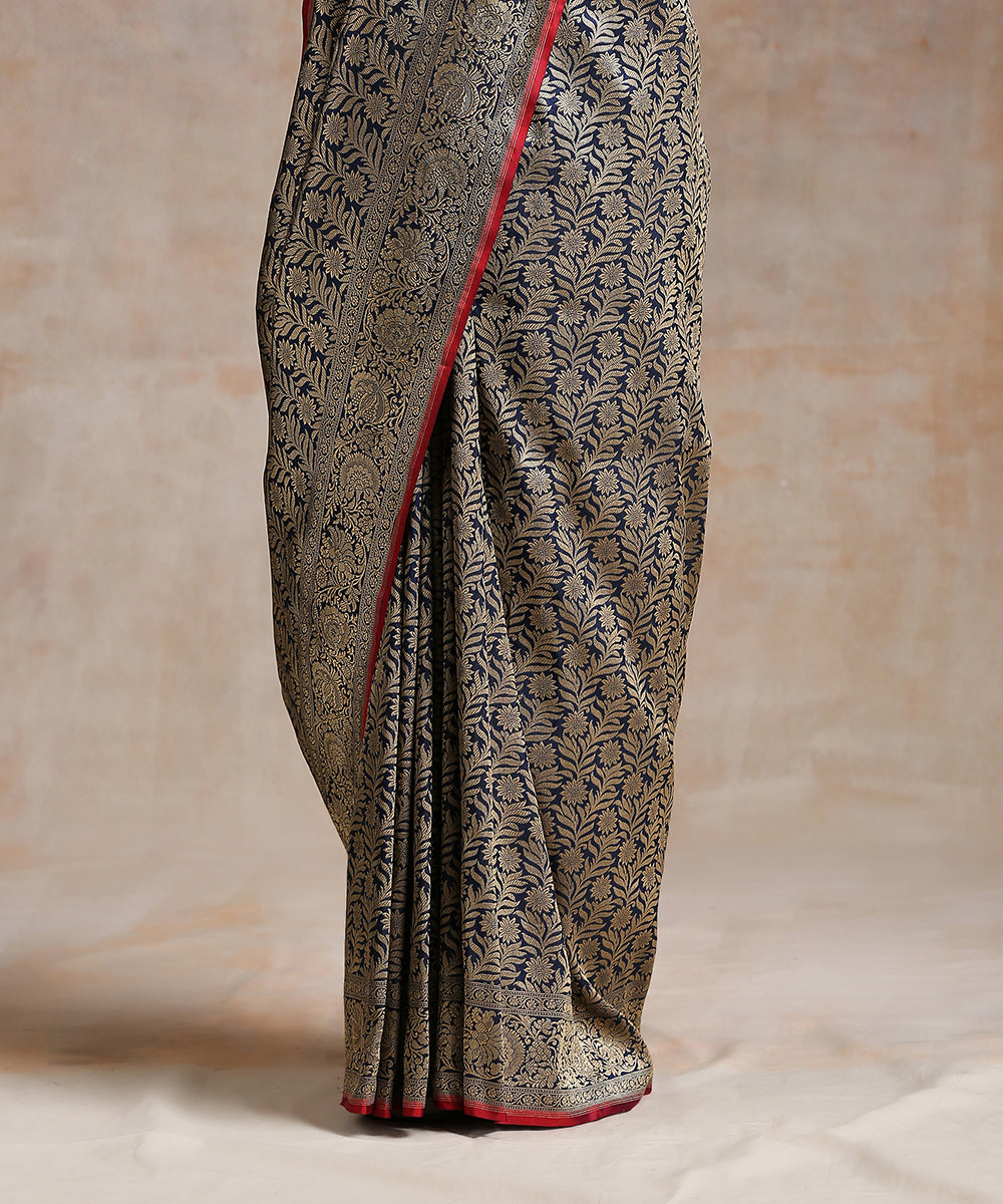 Handloom_Navy_Blue_Pure_Katan_Silk_Banarasi_Saree_With_Antique_Zari_WeaverStory_04