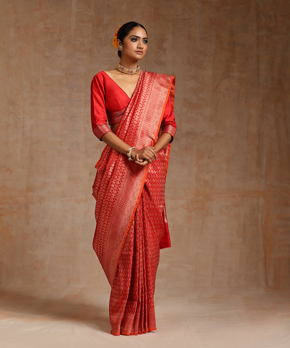Handloom_Red_Pure_Katan_Silk_Kimkhab_Banarasi_Saree_With_Antique_Zari_WeaverStory_02