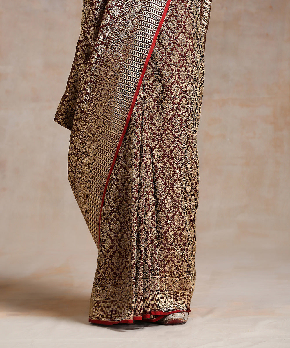 Handloom_Dark_Wine_Pure_Katan_Silk_Banarasi_Saree_With_Antique_Zari_WeaverStory_04