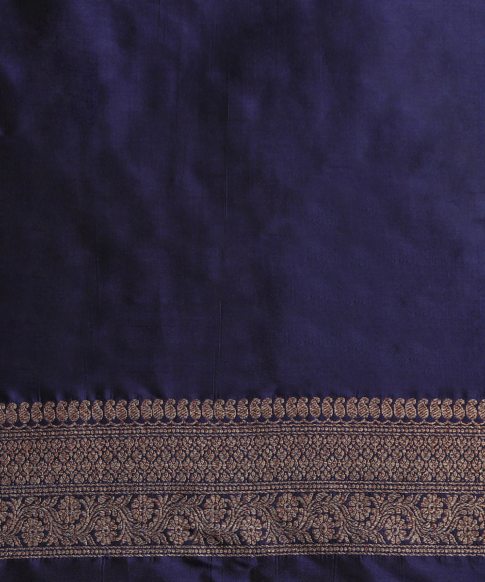 Blue_Handloom_Pure_Katan_Silk_Kimkhab_Banarasi_Saree_With_Antique_Zari_WeaverStory_05