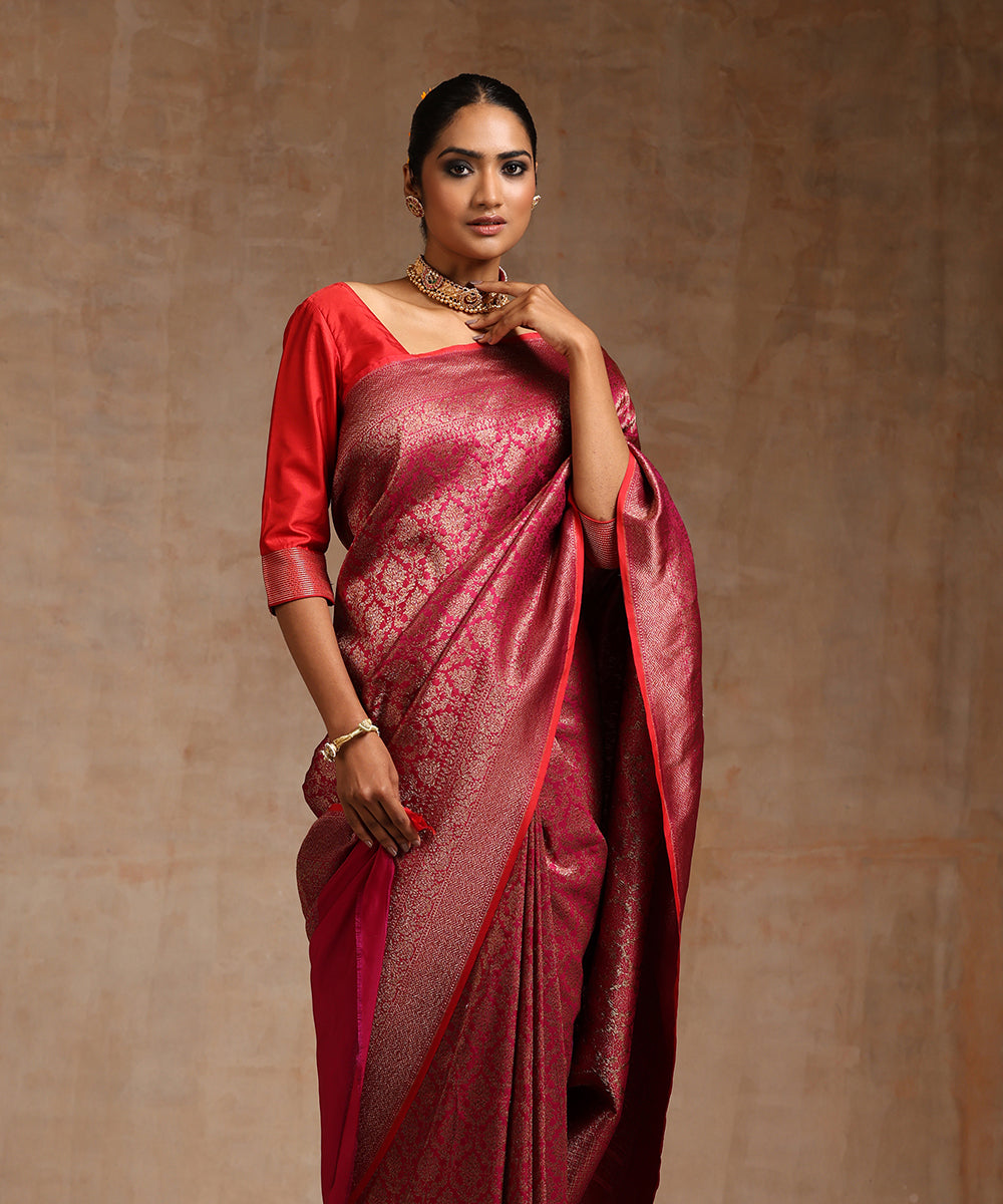 Handloom_Magenta_Pure_Katan_Silk_Kimkhab_Banarasi_Saree_With_Antique_Zari_WeaverStory_01