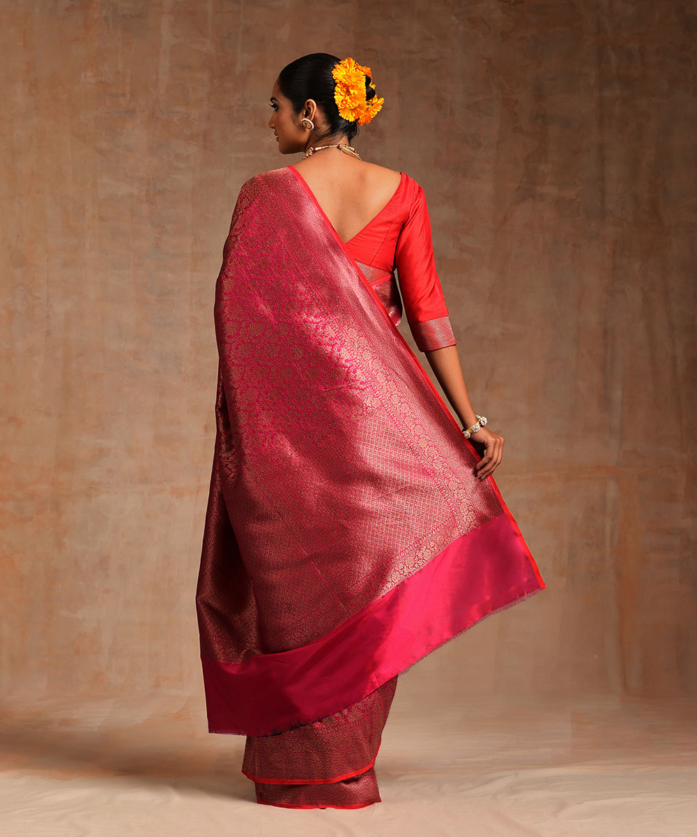 Handloom_Magenta_Pure_Katan_Silk_Kimkhab_Banarasi_Saree_With_Antique_Zari_WeaverStory_03