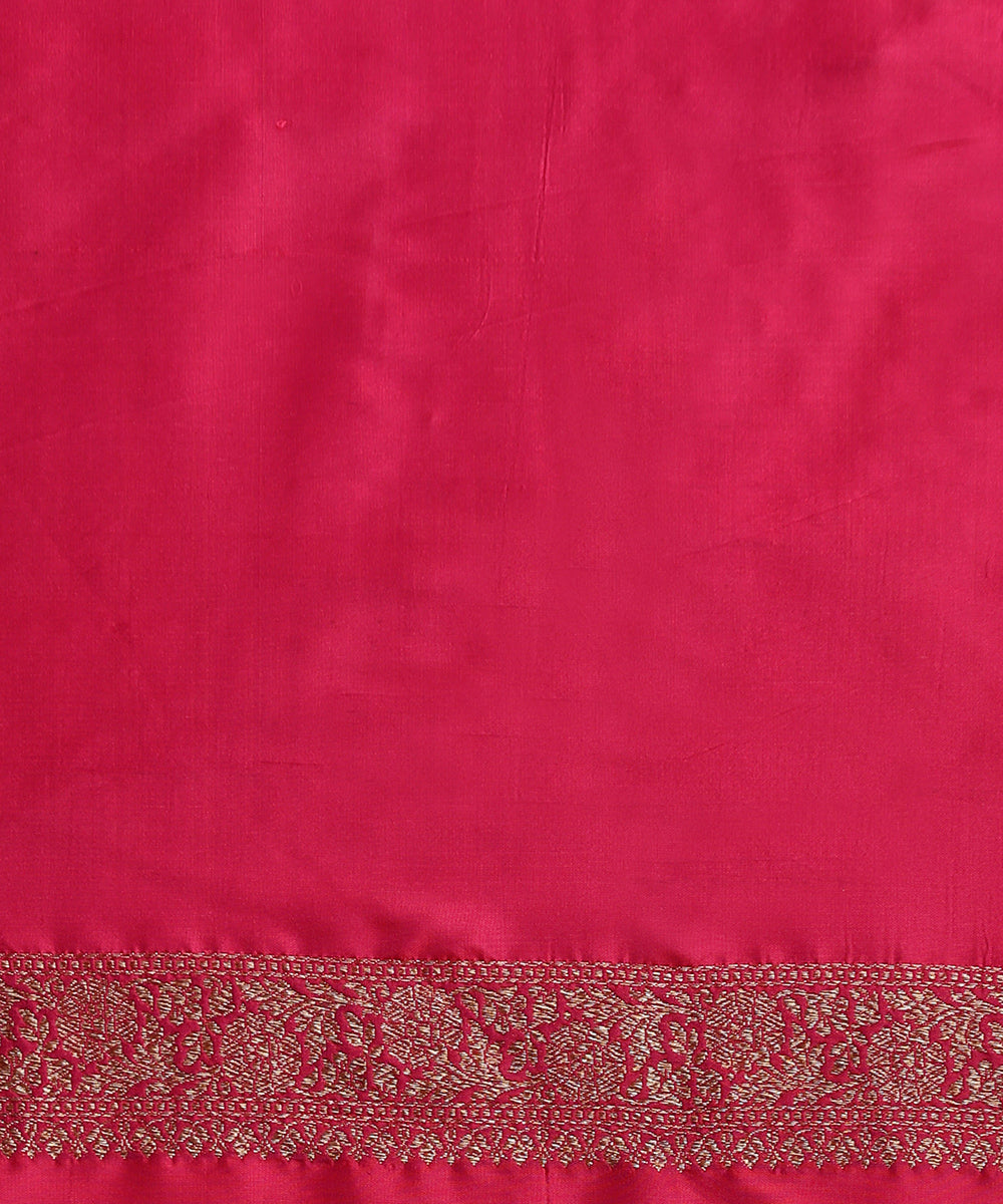Handloom_Magenta_Pure_Katan_Silk_Kimkhab_Banarasi_Saree_With_Antique_Zari_WeaverStory_05