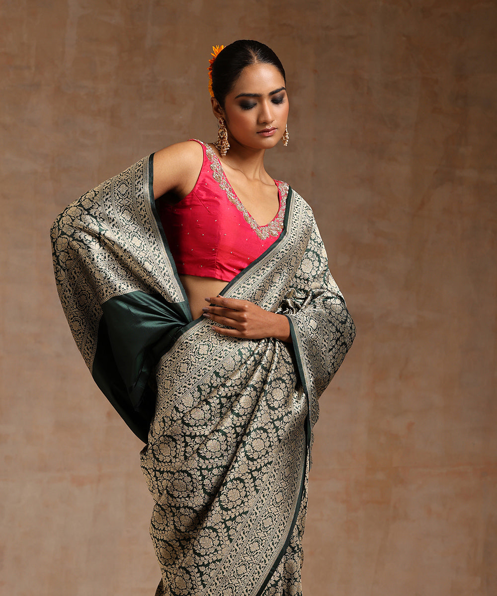 Bottle_Green_Handloom_Pure_Katan_Silk_Kimkhab_Banarasi_Saree_With_Antique_Zari_WeaverStory_01