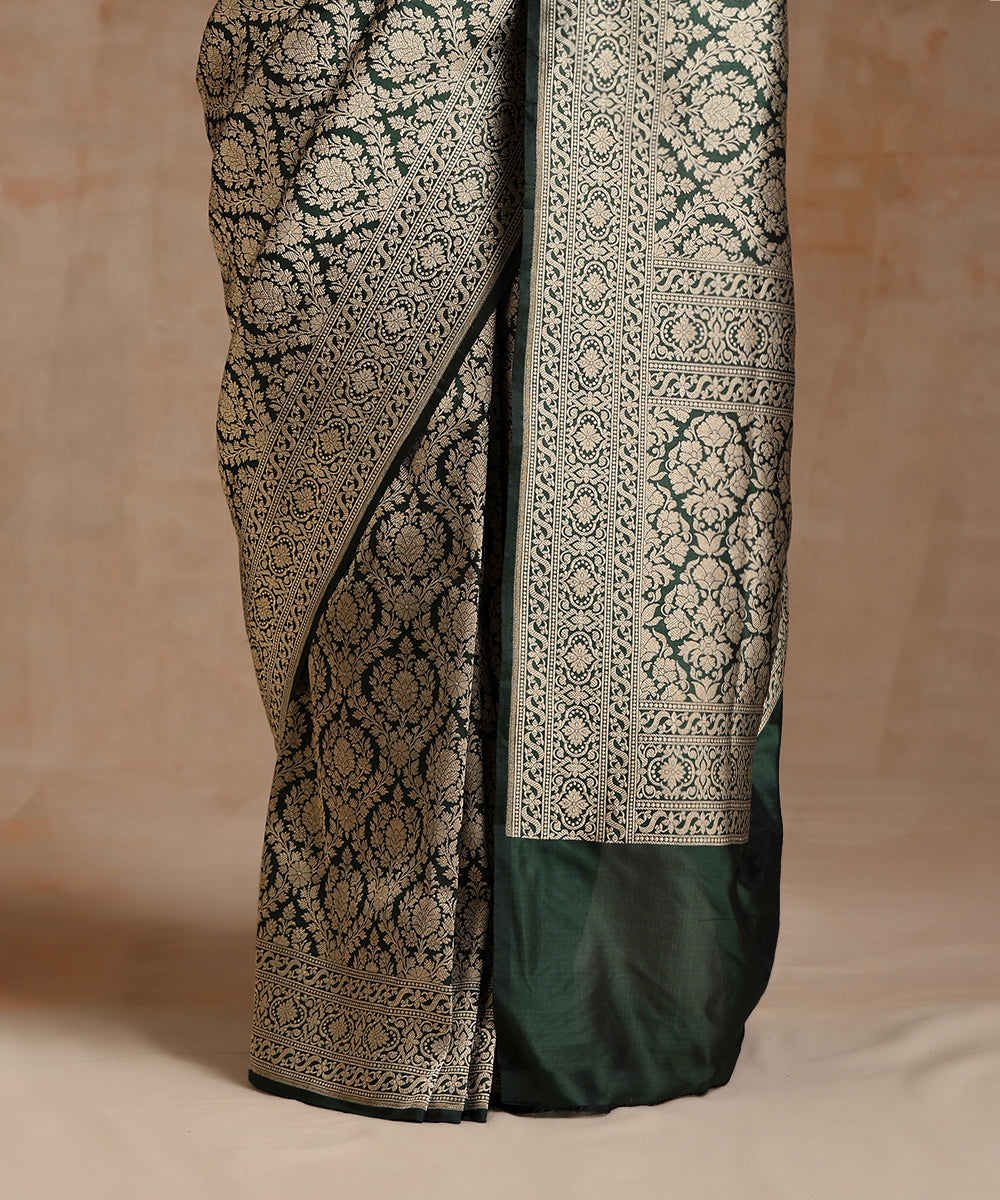 Bottle_Green_Handloom_Pure_Katan_Silk_Kimkhab_Banarasi_Saree_With_Antique_Zari_WeaverStory_04
