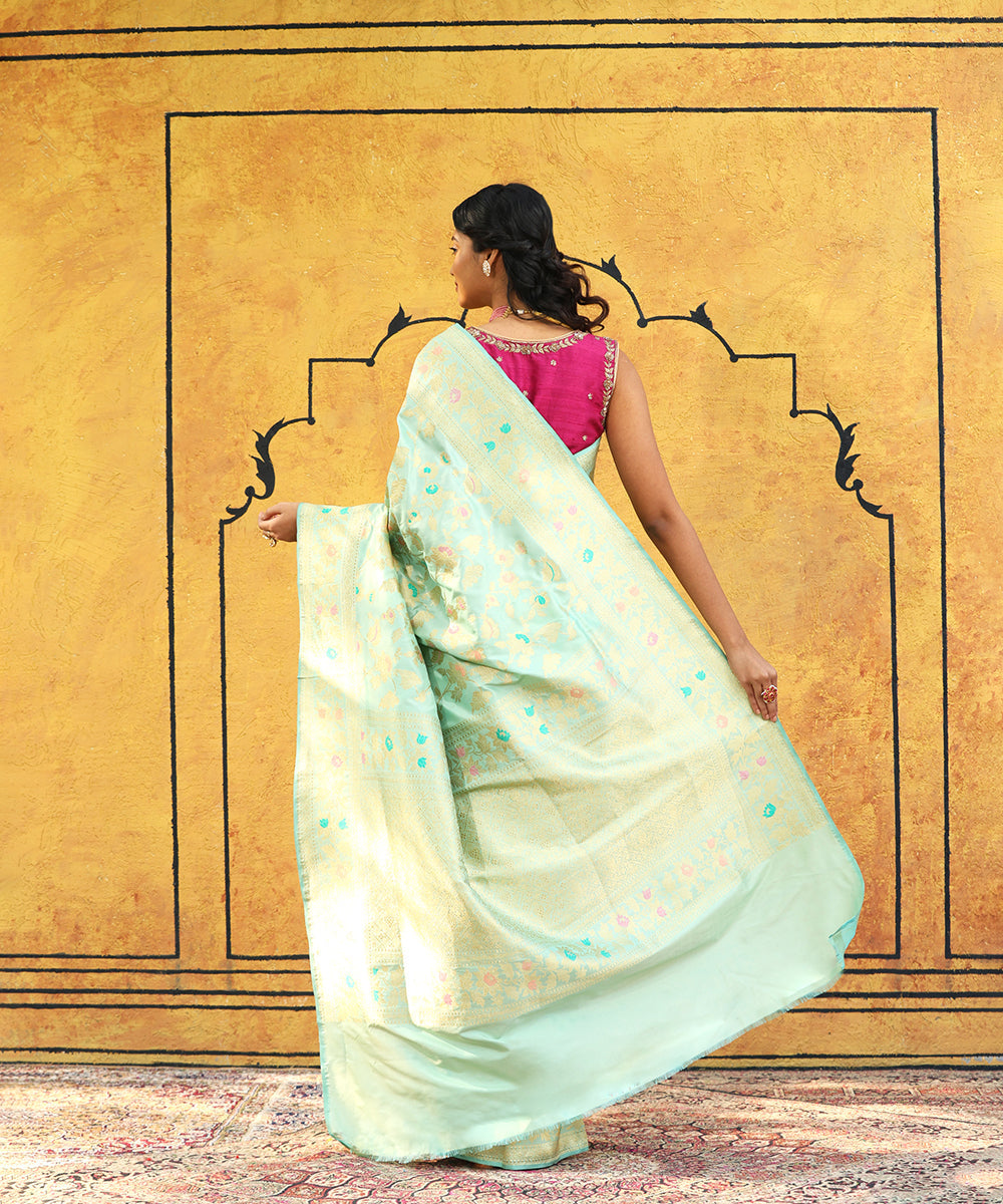 Handloom_Mint_Green_Pure_Katan_Silk_Banarasi_Saree_With_Jaal_And_Meena_Booti_WeaverStory_03